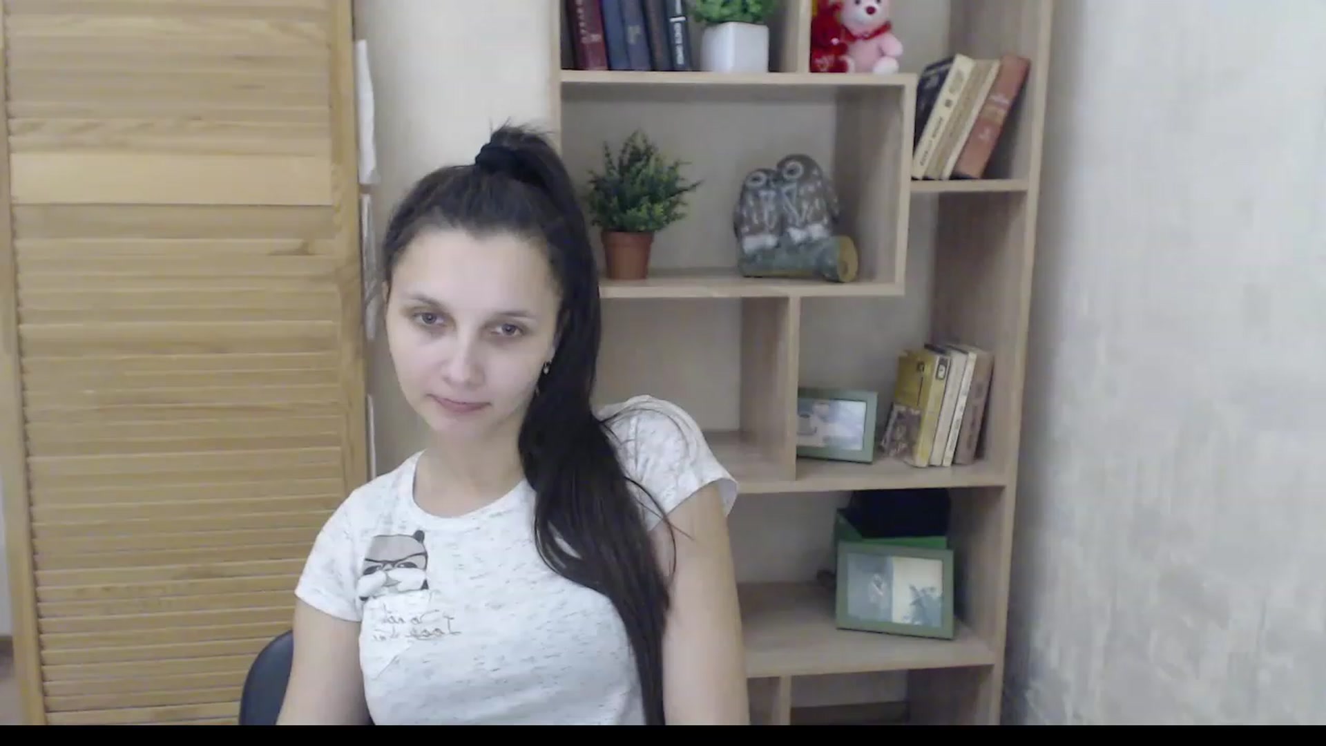 Gallery image thumbnail from Karina_Mils's myfreecams stream on, 12/12/2022, 09:35 image 11 of 20