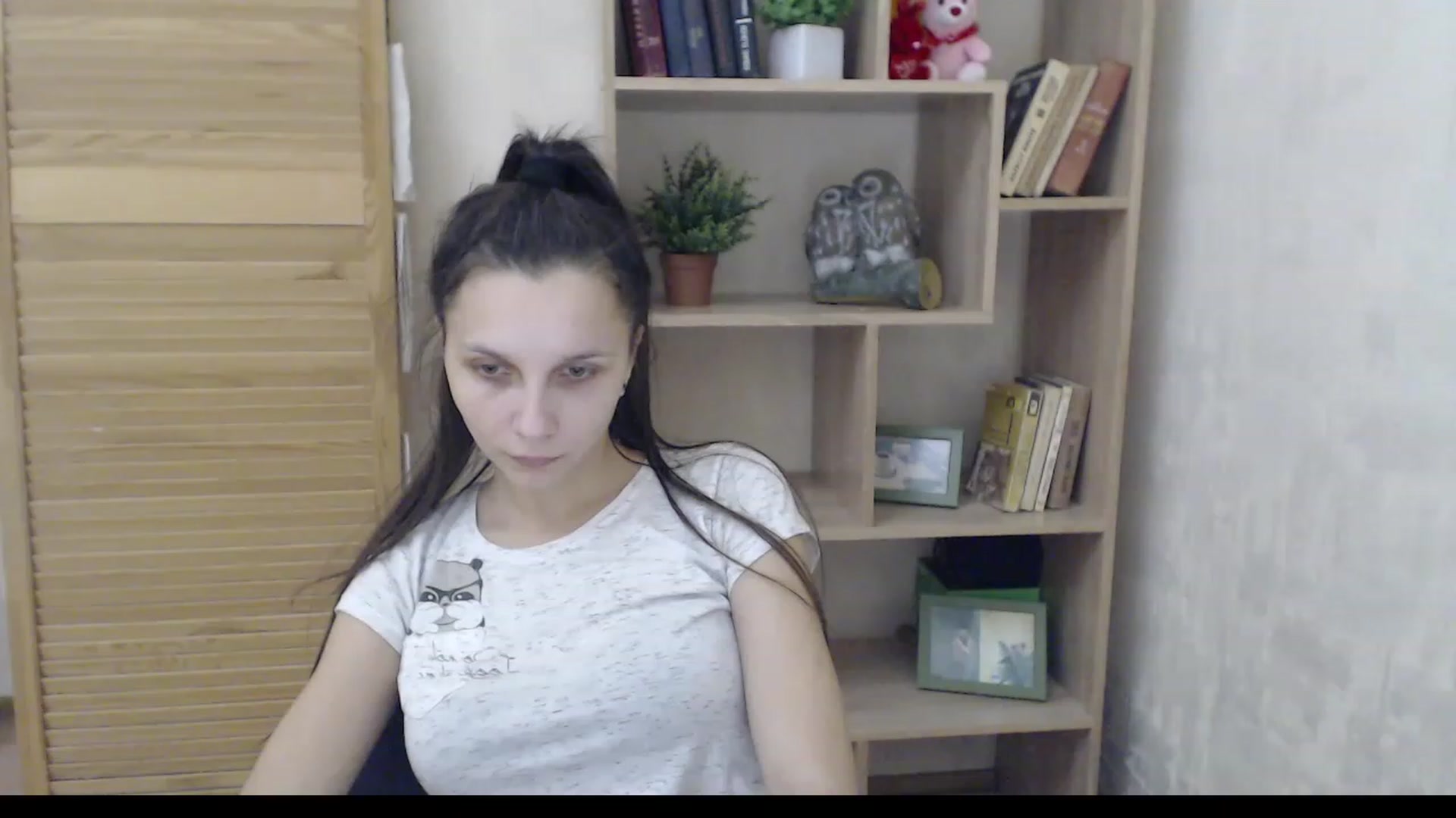 Gallery image thumbnail from Karina_Mils's myfreecams stream on, 12/12/2022, 09:35 image 14 of 20
