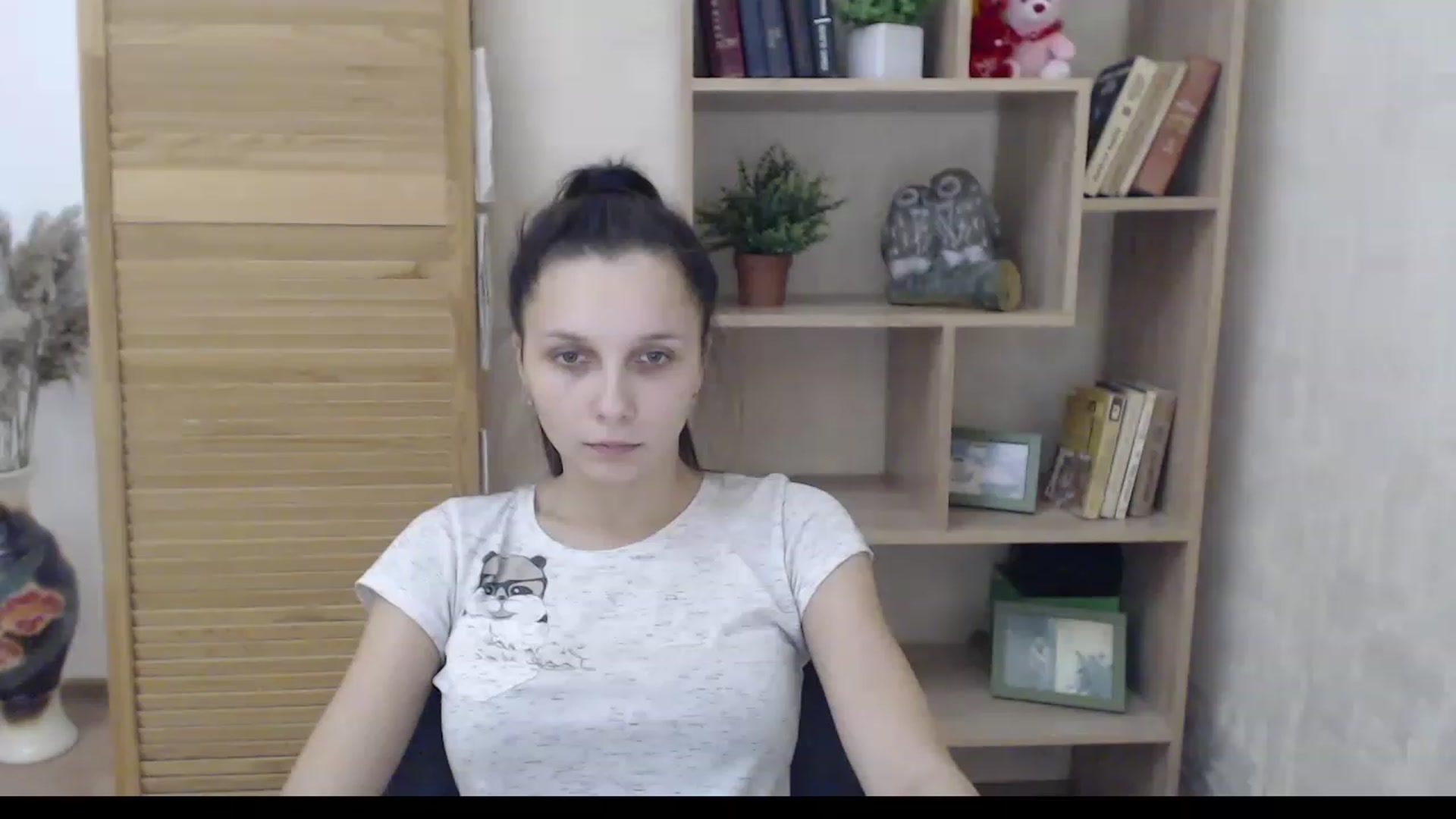 Gallery image thumbnail from Karina_Mils's myfreecams stream on, 12/12/2022, 09:59 image 6 of 20