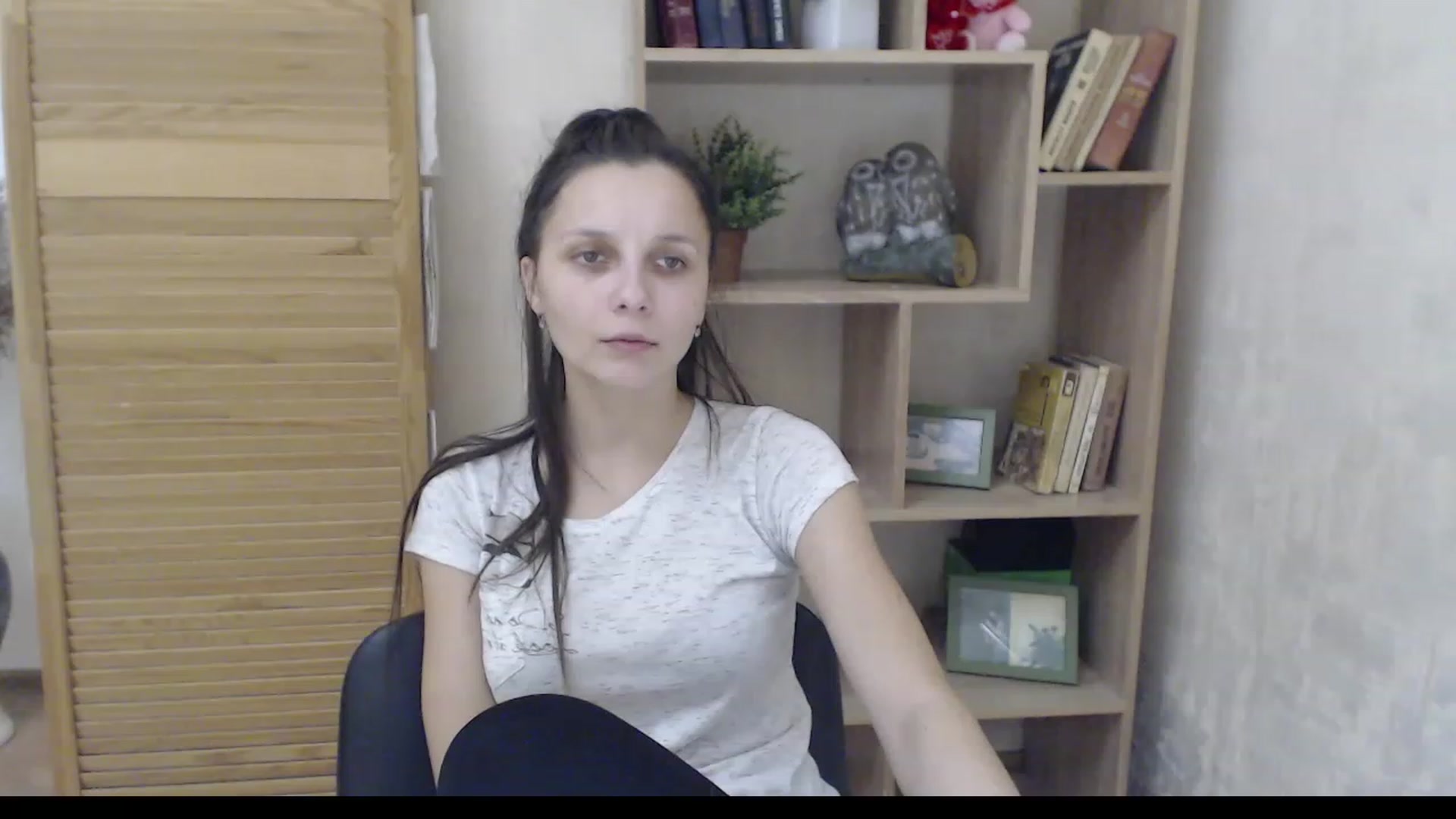 Gallery image thumbnail from Karina_Mils's myfreecams stream on, 12/12/2022, 11:31 image 14 of 20