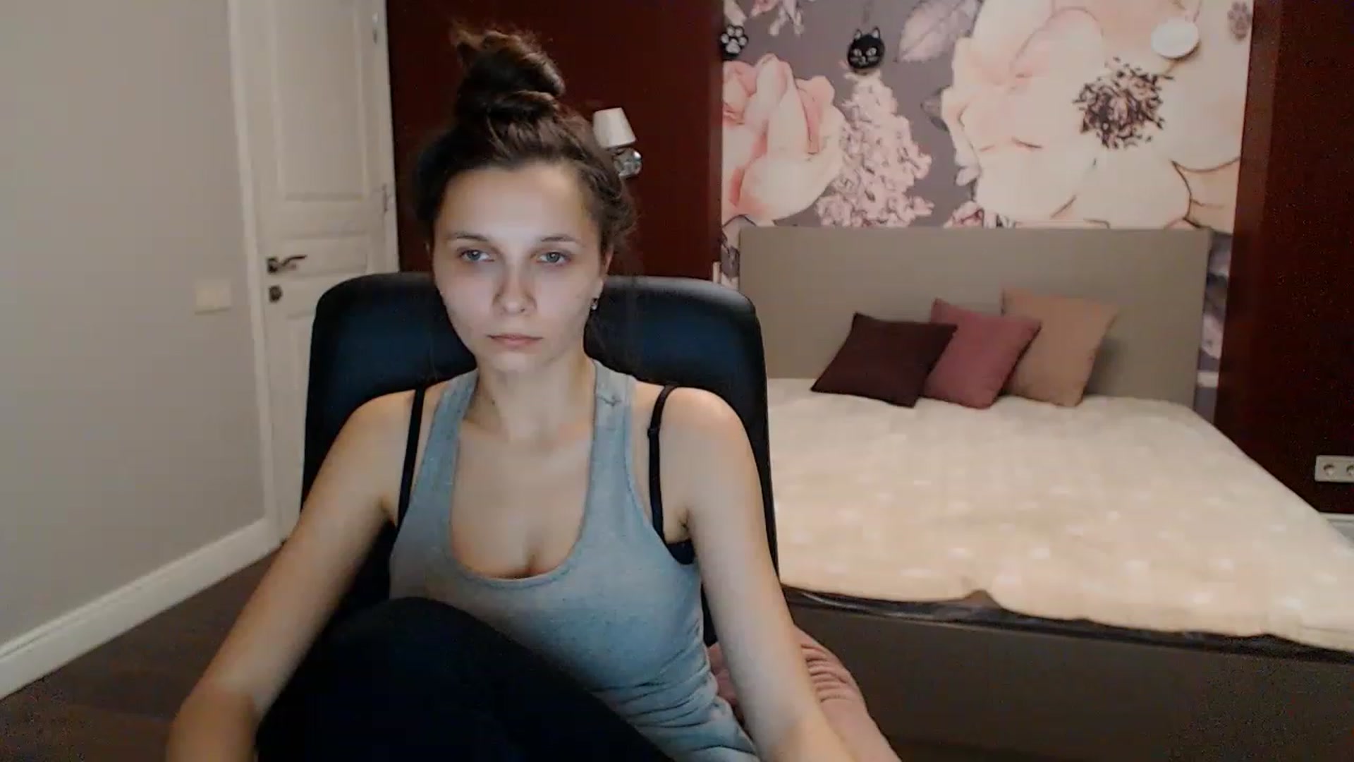 Gallery image thumbnail from Karina_Mils's myfreecams stream on, 01/07/2023, 12:22 image 20 of 20