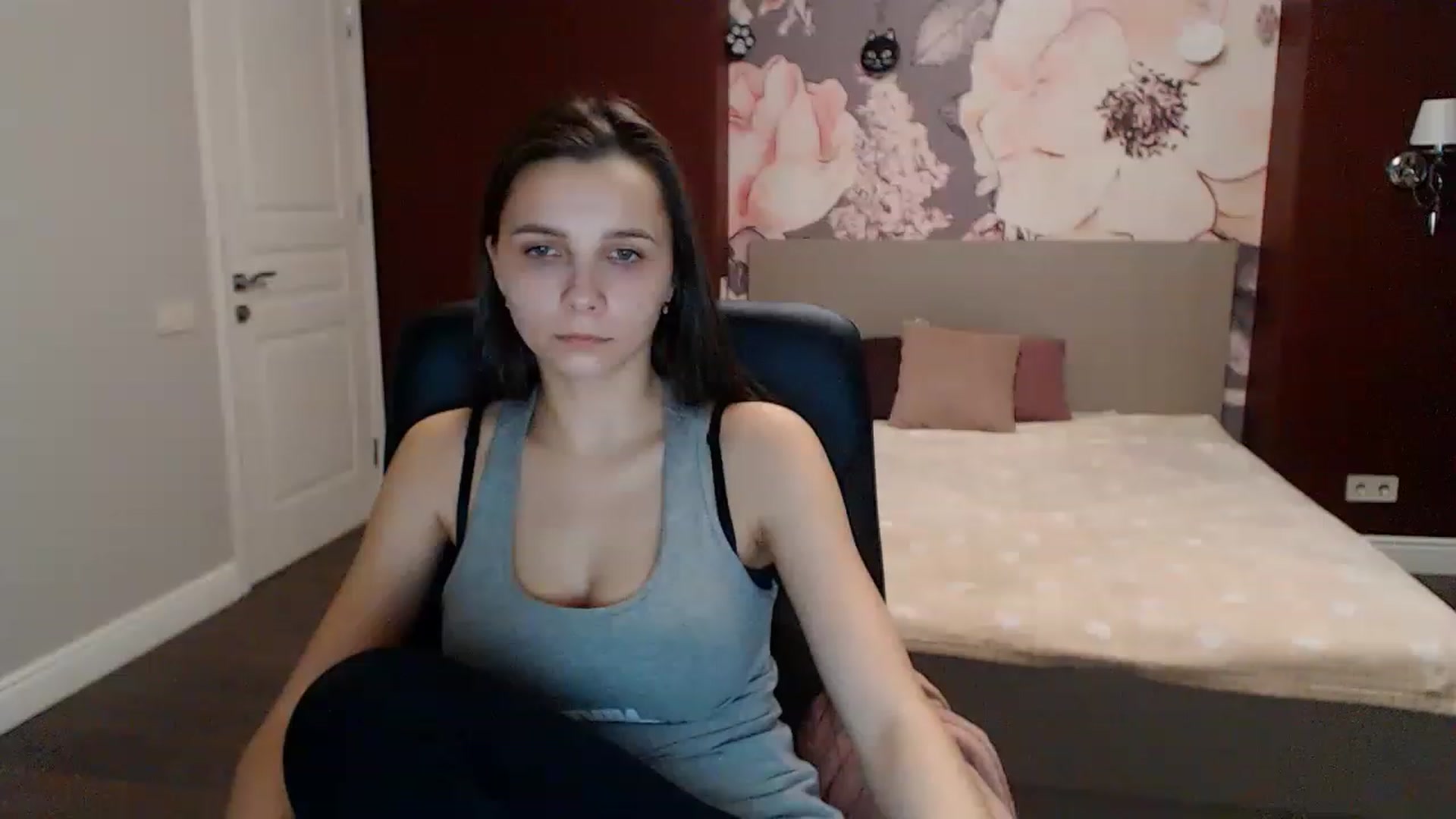 Gallery image thumbnail from Karina_Mils's myfreecams stream on, 01/10/2023, 09:47 image 9 of 20