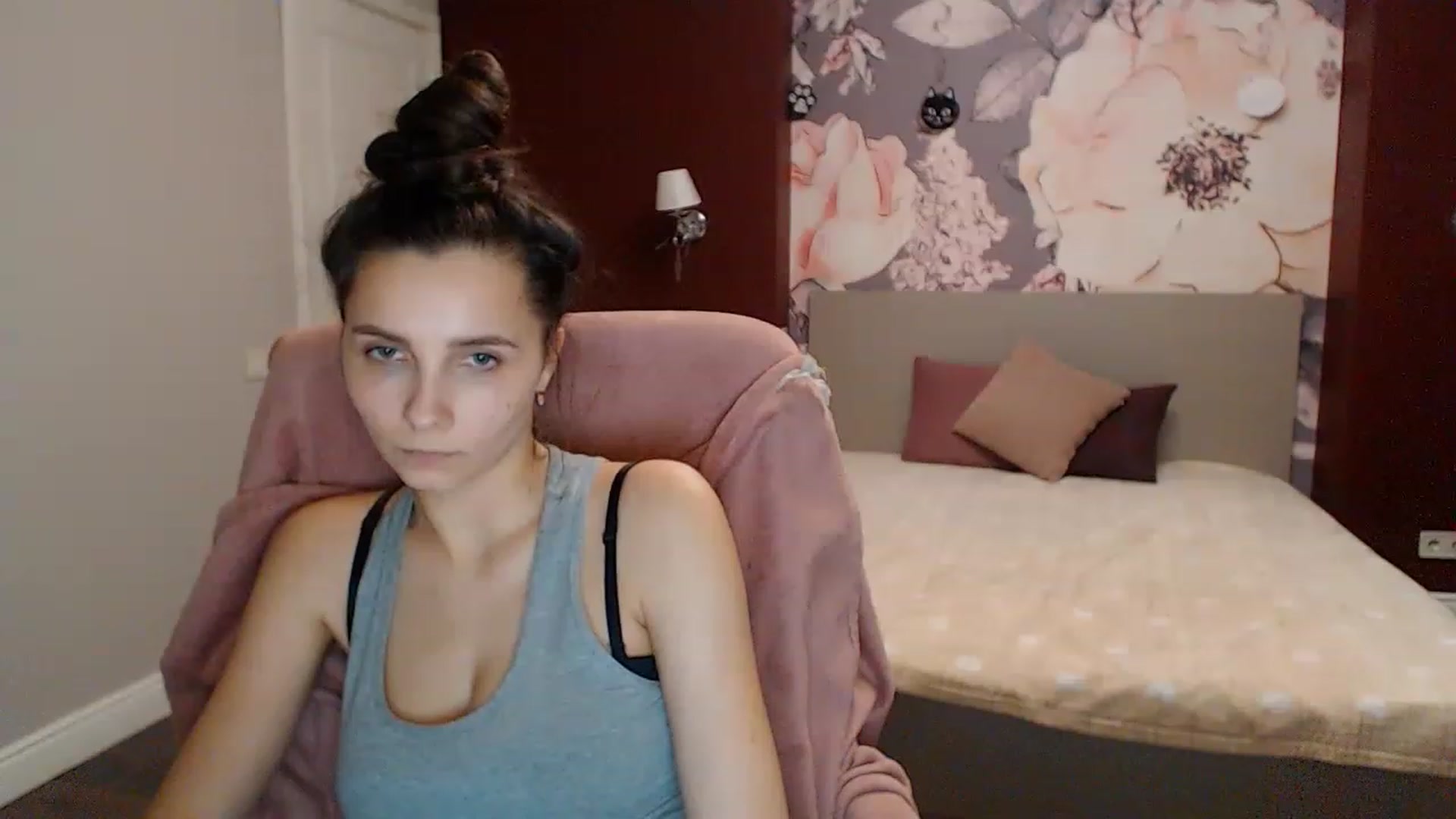 Gallery image thumbnail from Karina_Mils's myfreecams stream on, 01/15/2023, 15:48 image 20 of 20