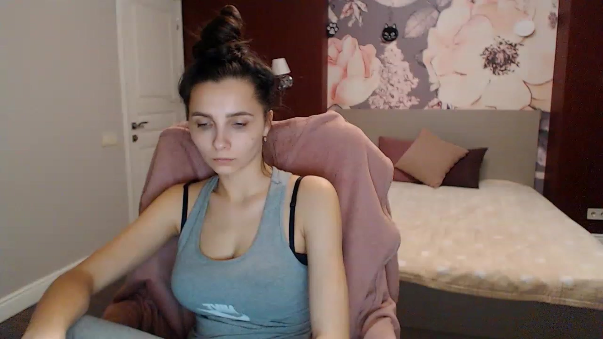 Gallery image thumbnail from Karina_Mils's myfreecams stream on, 01/15/2023, 15:48 image 1 of 20