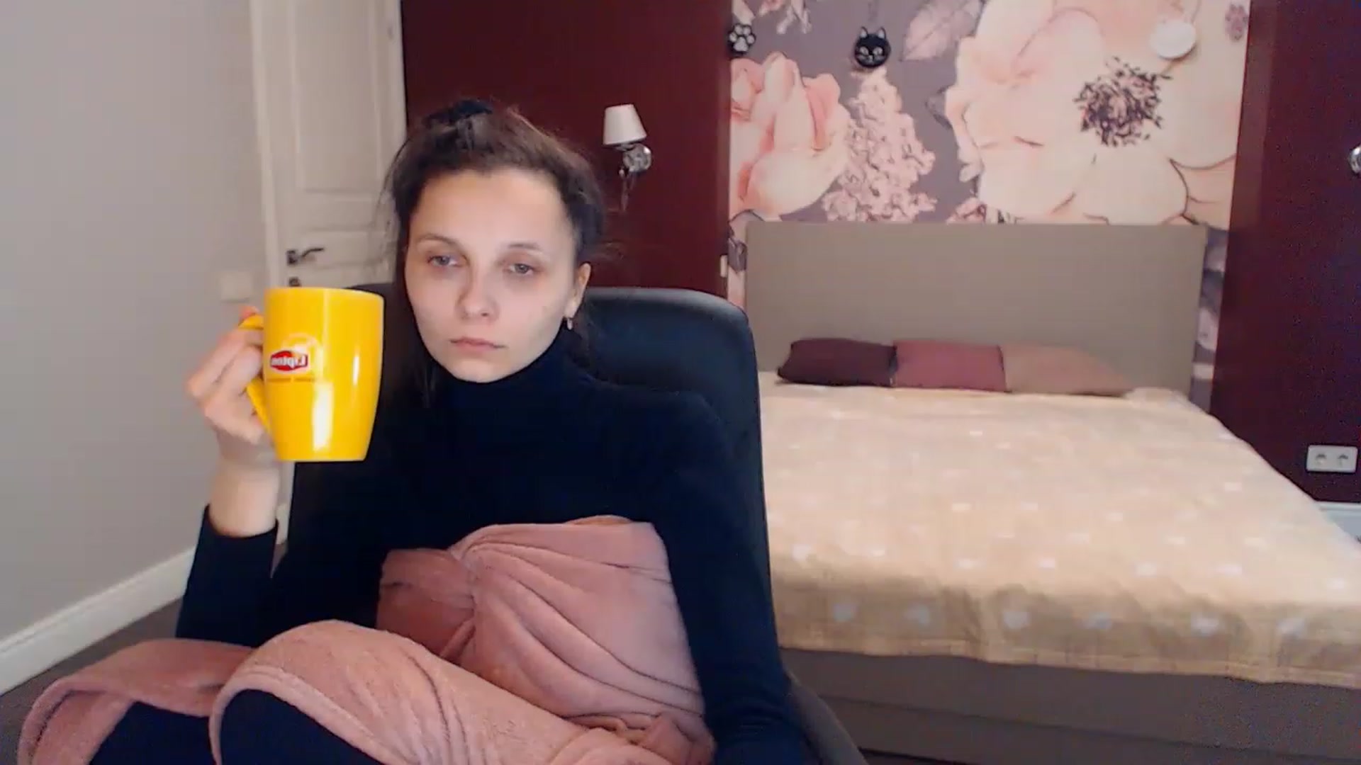 Gallery image thumbnail from Karina_Mils's myfreecams stream on, 01/19/2023, 09:15 image 6 of 20
