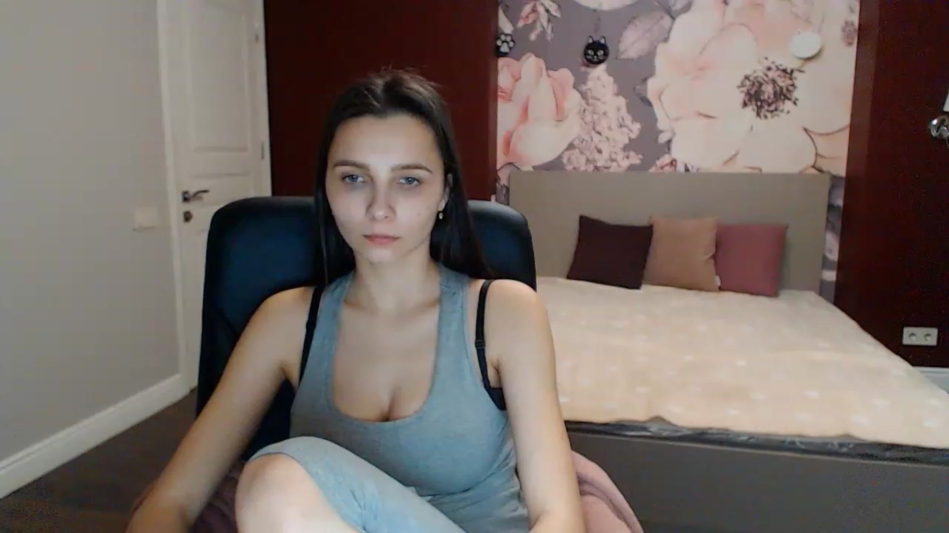 Gallery image thumbnail from Karina_Mils's myfreecams stream on, 01/20/2023, 13:49 image 19 of 20