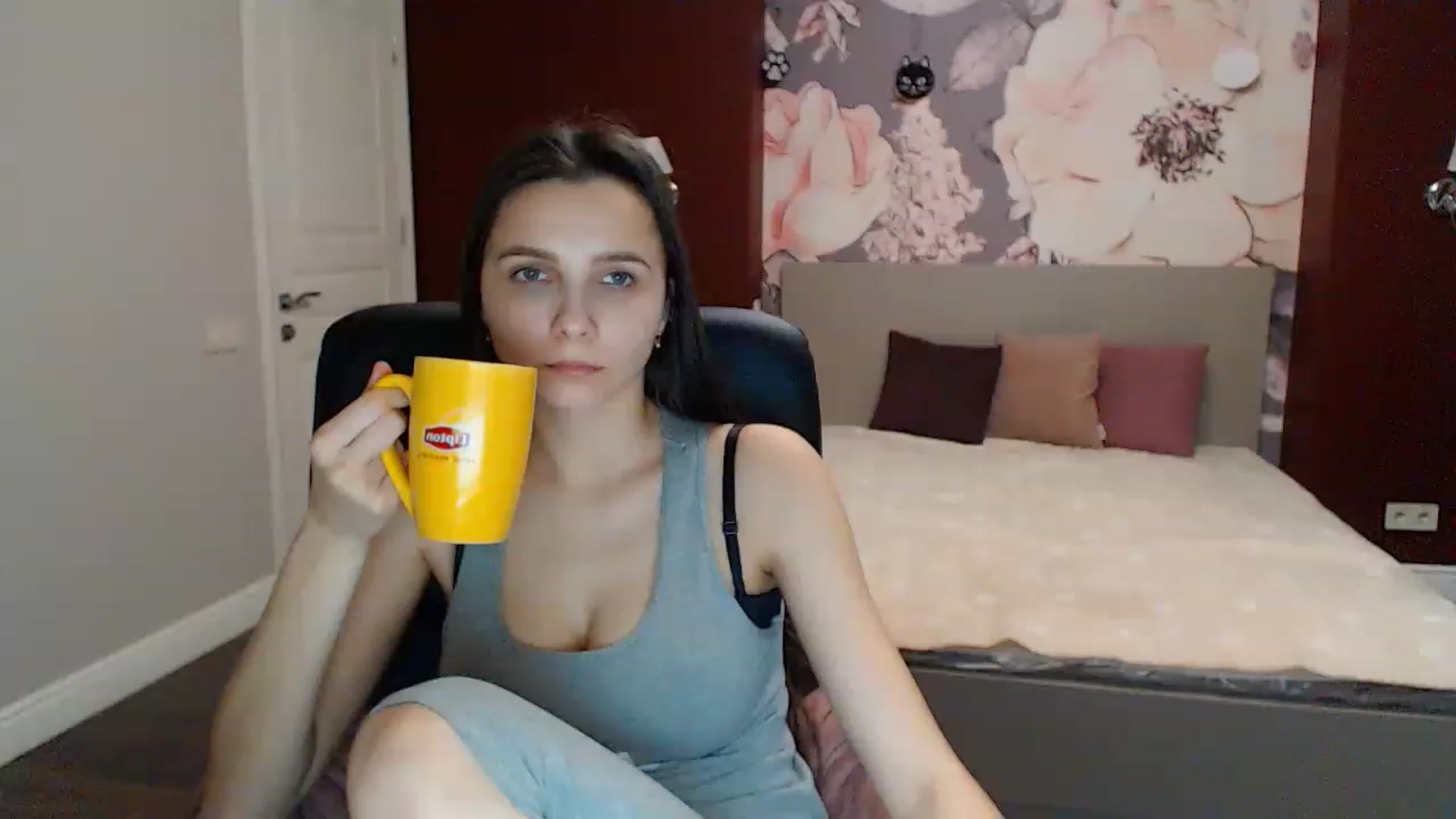 Gallery image thumbnail from Karina_Mils's myfreecams stream on, 01/20/2023, 13:49 image 20 of 20
