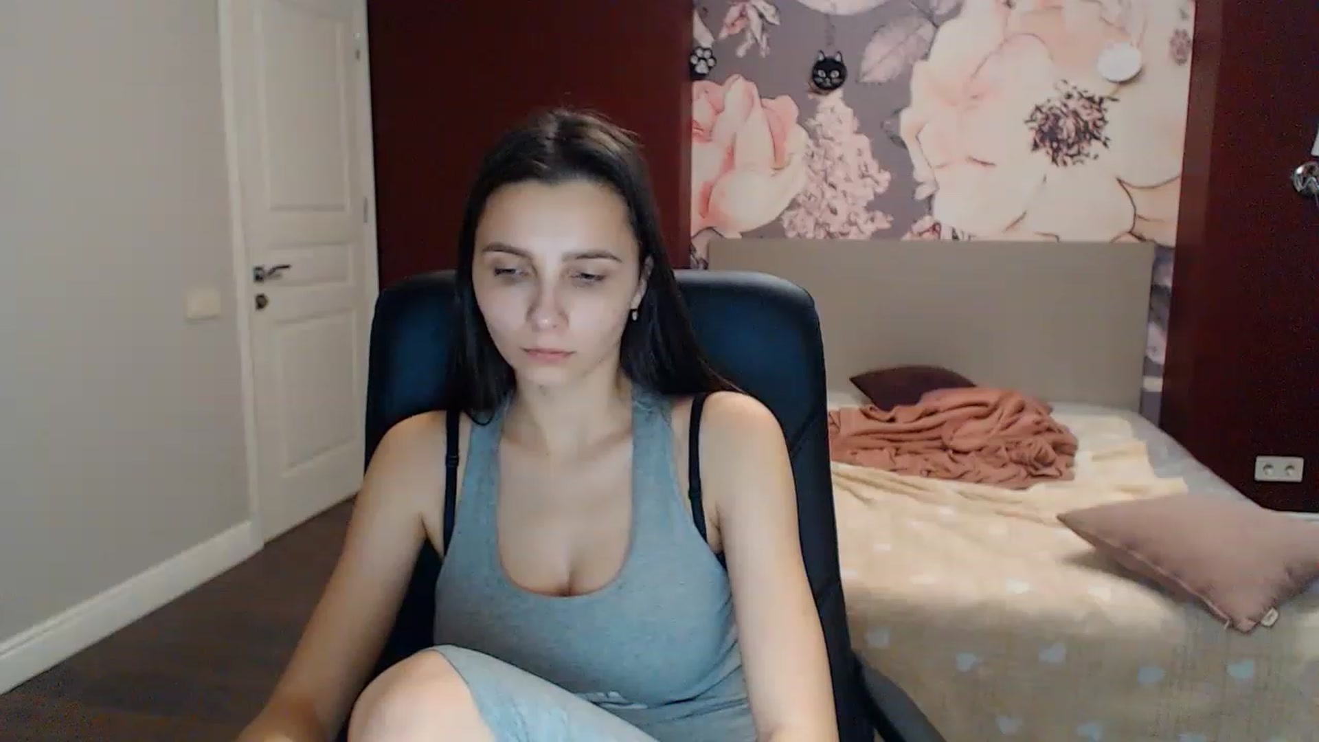 Gallery image thumbnail from Karina_Mils's myfreecams stream on, 01/20/2023, 13:49 image 1 of 20