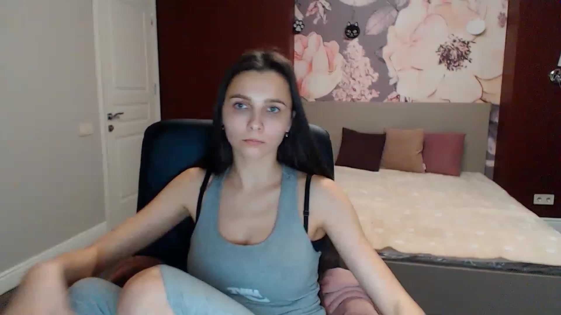 Gallery image thumbnail from Karina_Mils's myfreecams stream on, 01/20/2023, 13:49 image 12 of 20