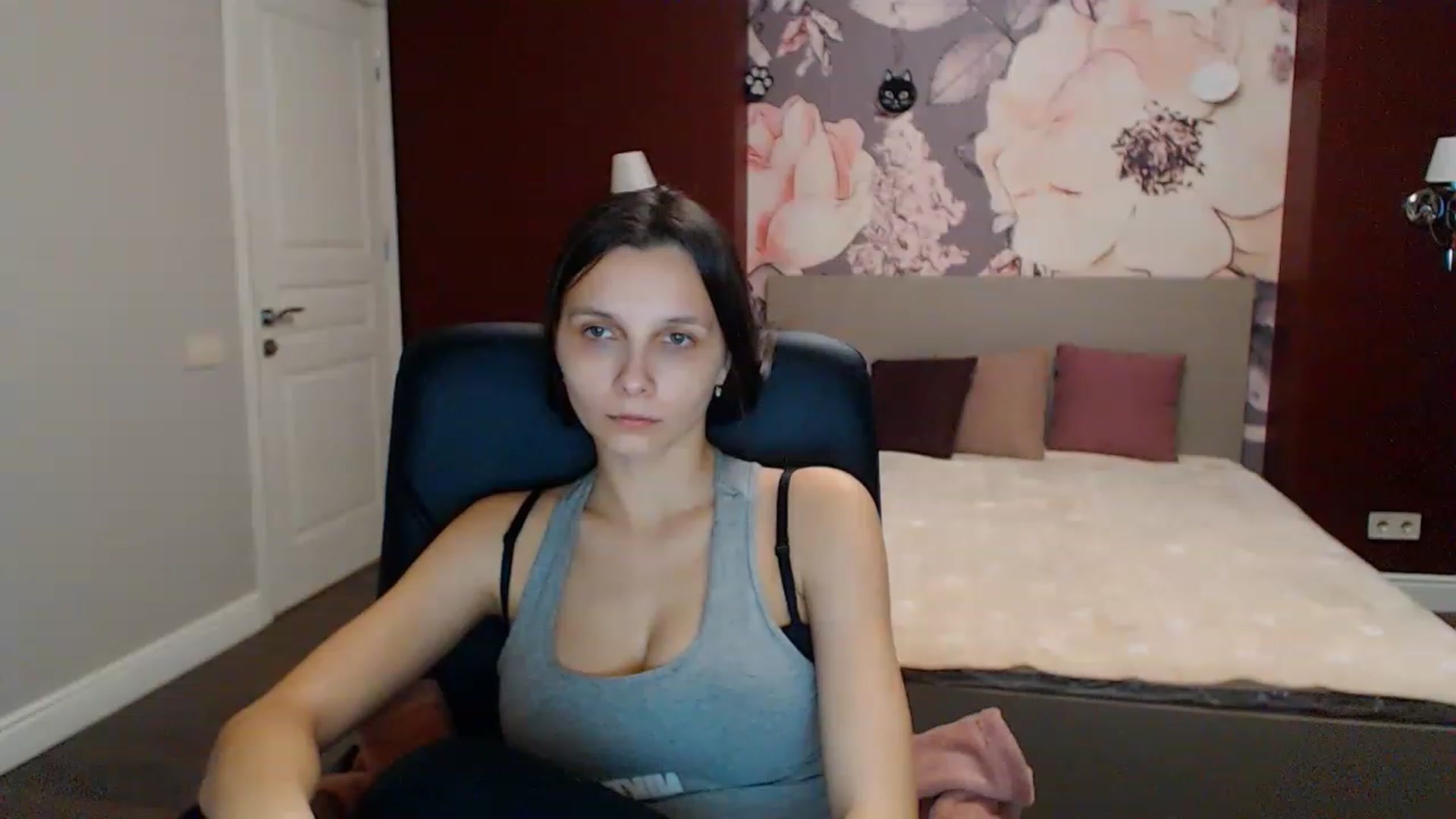 Gallery image thumbnail from Karina_Mils's myfreecams stream on, 01/22/2023, 13:05 image 20 of 20