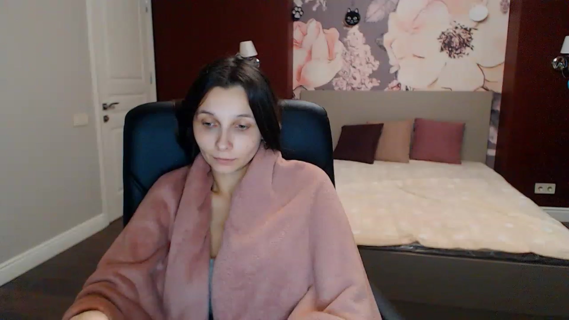 Gallery image thumbnail from Karina_Mils's myfreecams stream on, 01/22/2023, 13:59 image 20 of 20