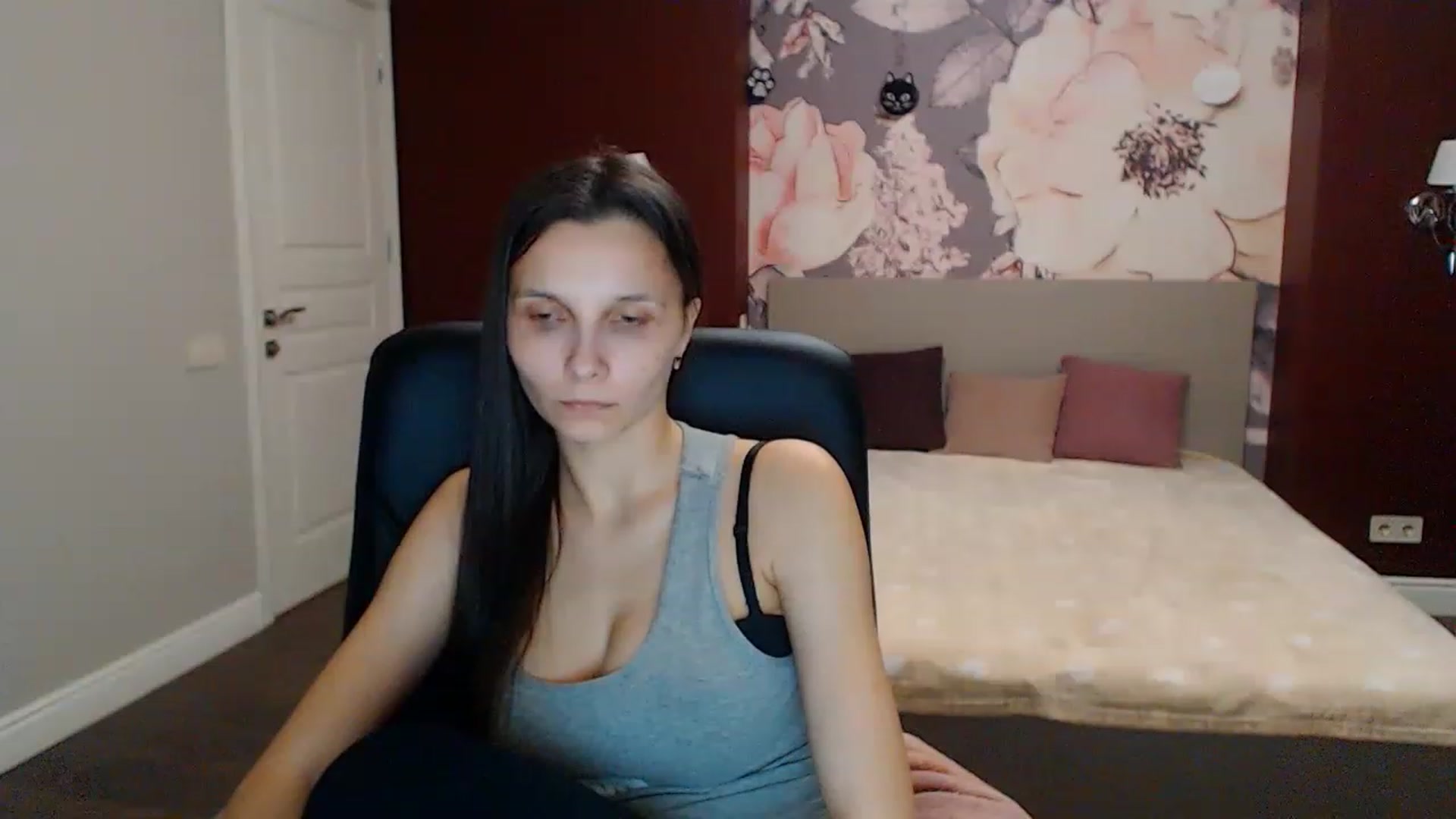 Gallery image thumbnail from Karina_Mils's myfreecams stream on, 01/22/2023, 17:59 image 20 of 20