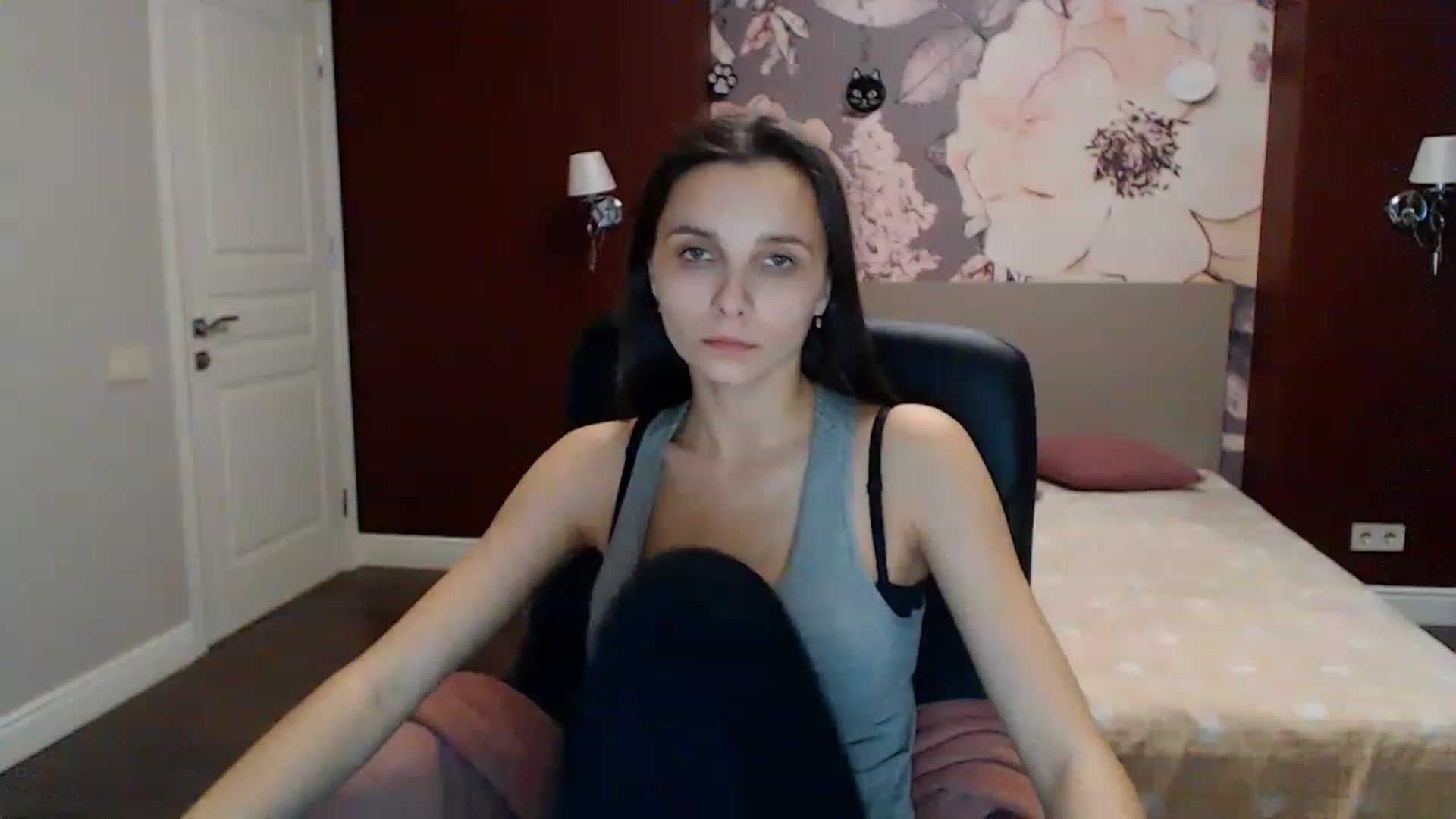 Gallery image thumbnail from Karina_Mils's myfreecams stream on, 01/25/2023, 11:39 image 11 of 20