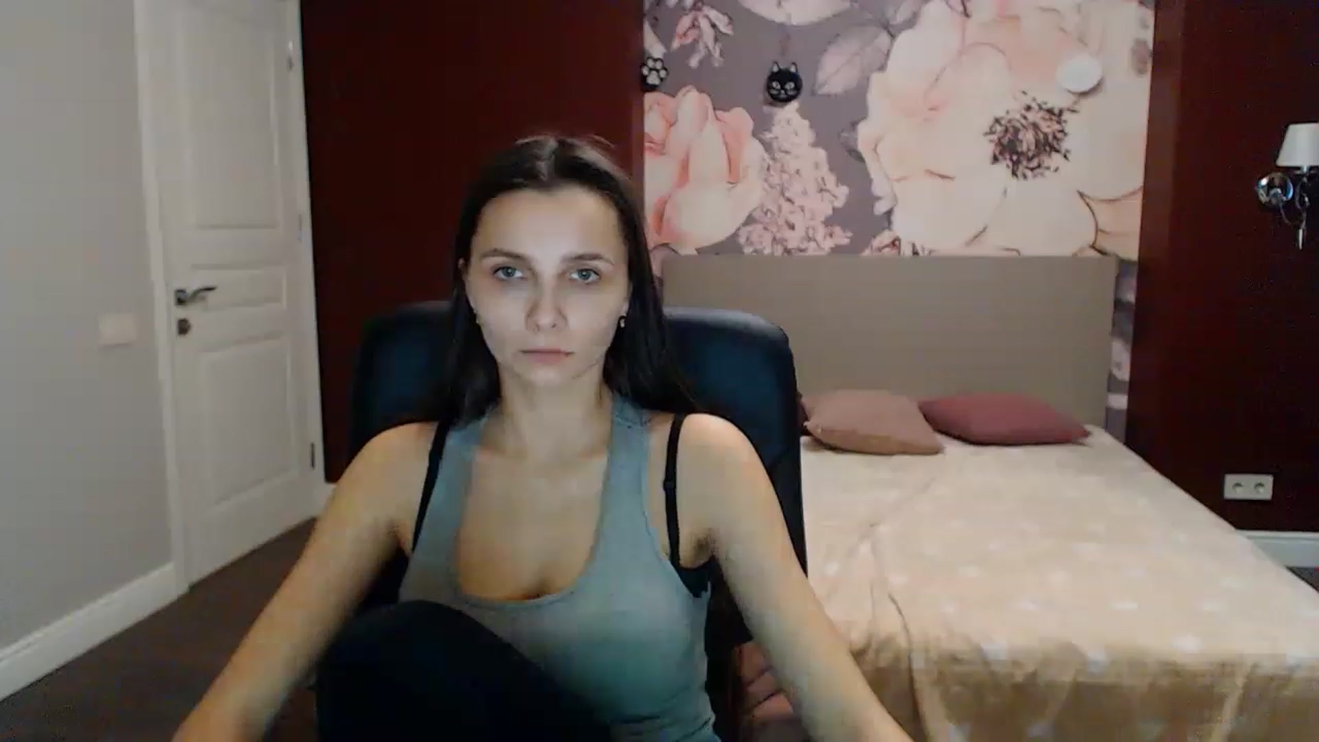 Gallery image thumbnail from Karina_Mils's myfreecams stream on, 01/25/2023, 11:39 image 19 of 20