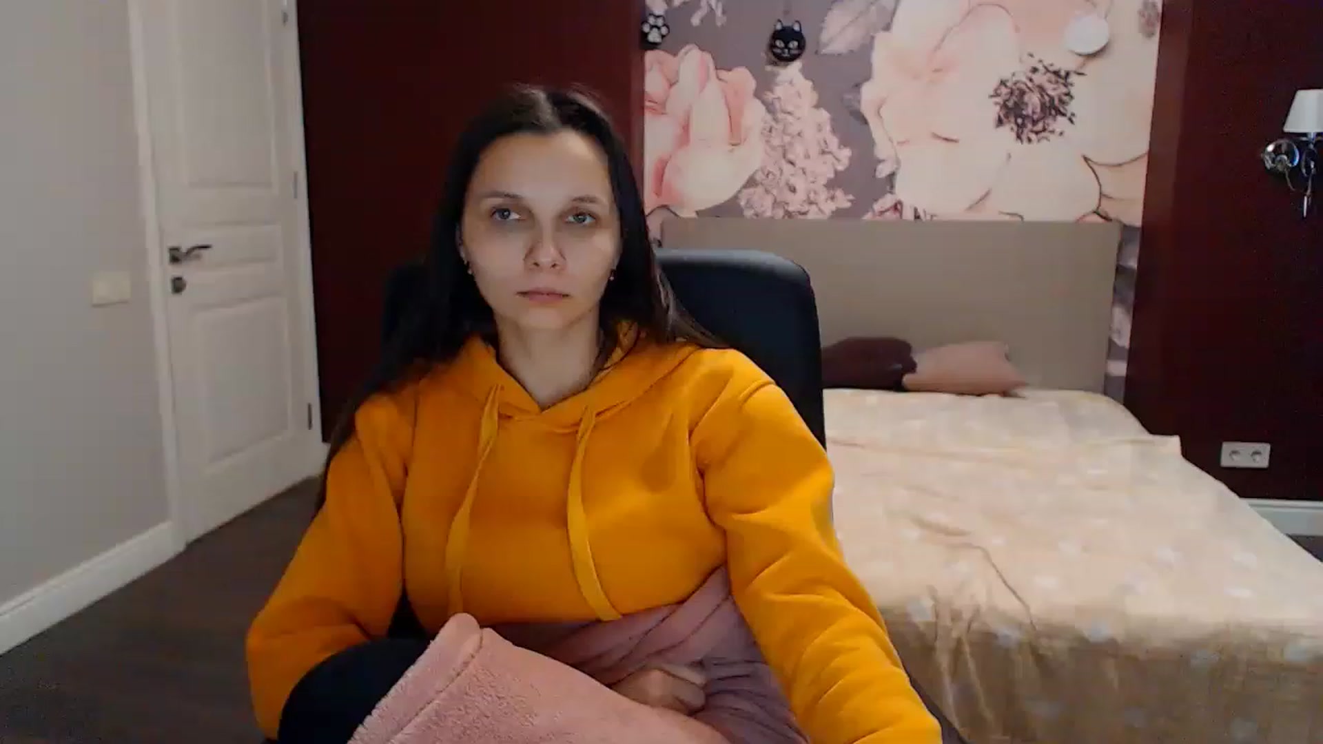 Gallery image thumbnail from Karina_Mils's myfreecams stream on, 01/26/2023, 10:49 image 1 of 20