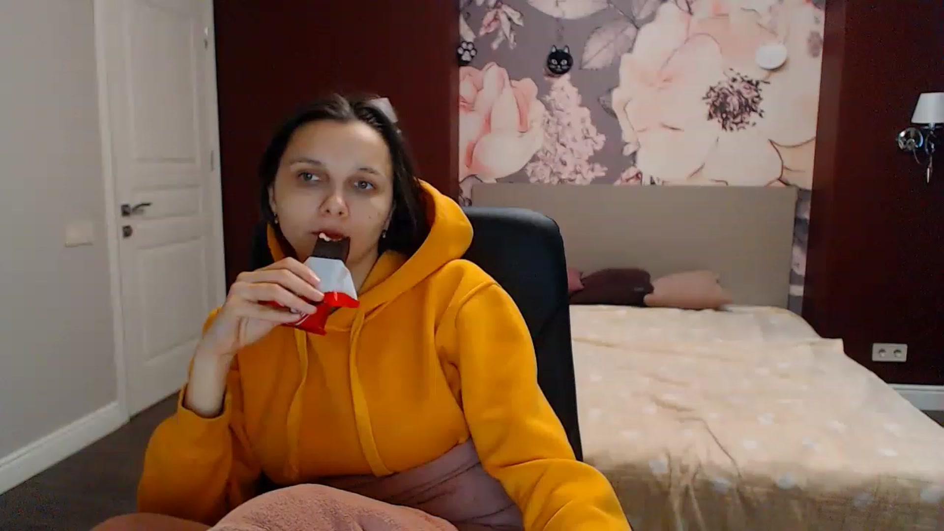 Gallery image thumbnail from Karina_Mils's myfreecams stream on, 01/26/2023, 10:49 image 11 of 20