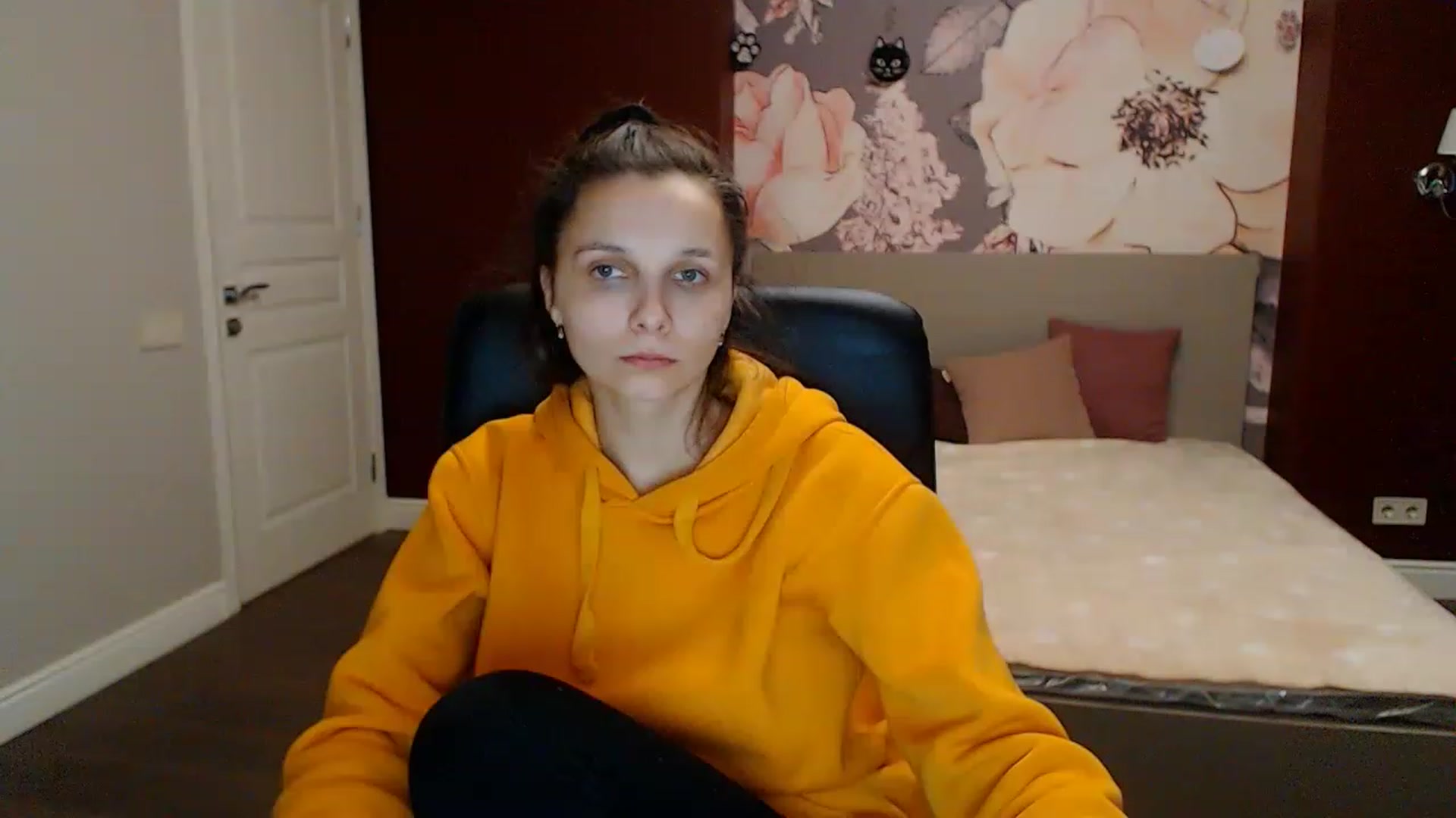 Gallery image thumbnail from Karina_Mils's myfreecams stream on, 01/28/2023, 14:57 image 18 of 20