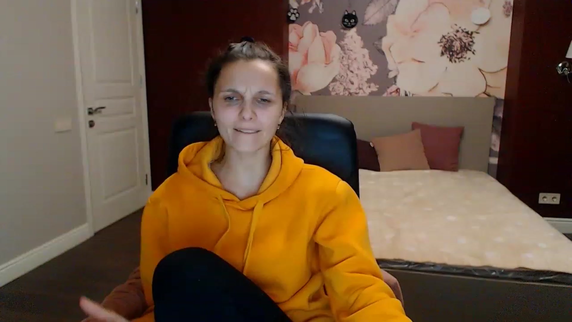 Gallery image thumbnail from Karina_Mils's myfreecams stream on, 01/28/2023, 16:06 image 11 of 20