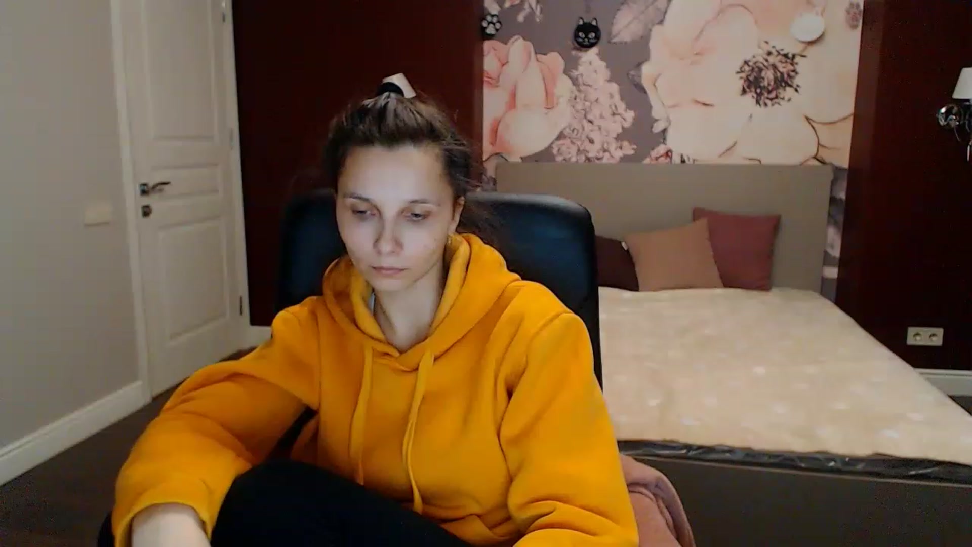 Gallery image thumbnail from Karina_Mils's myfreecams stream on, 01/28/2023, 16:06 image 20 of 20