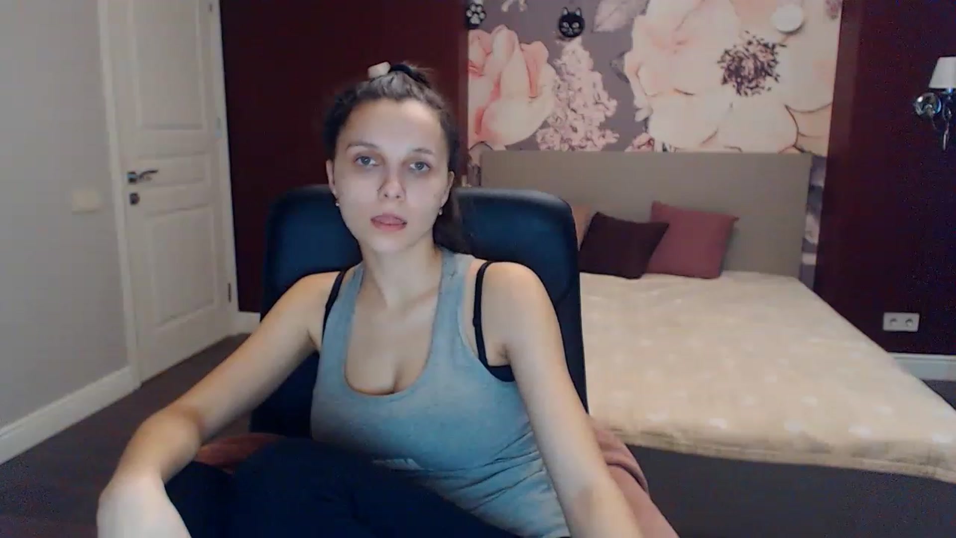 Gallery image thumbnail from Karina_Mils's myfreecams stream on, 01/29/2023, 13:05 image 11 of 20