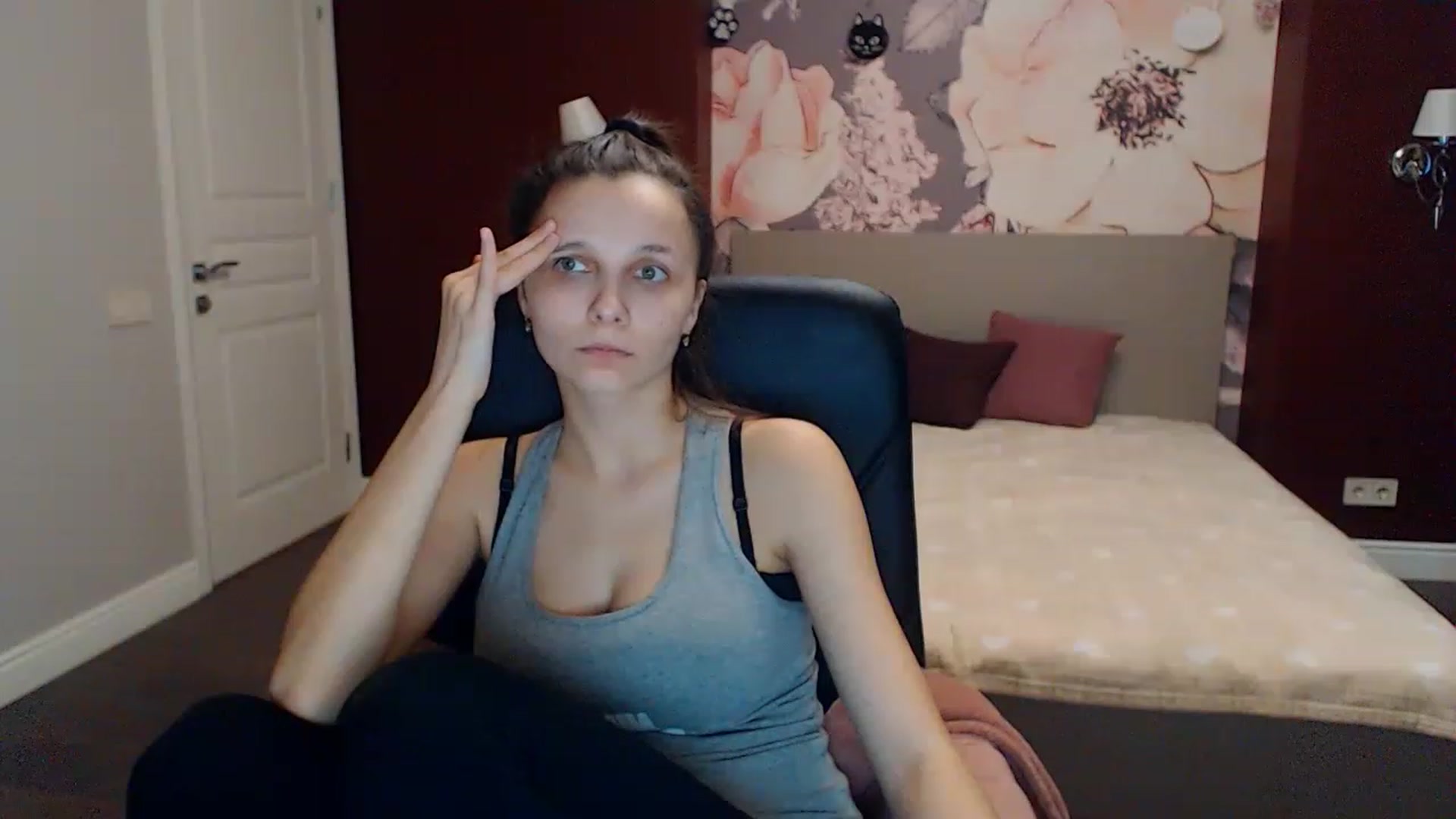 Gallery image thumbnail from Karina_Mils's myfreecams stream on, 01/29/2023, 13:41 image 15 of 20