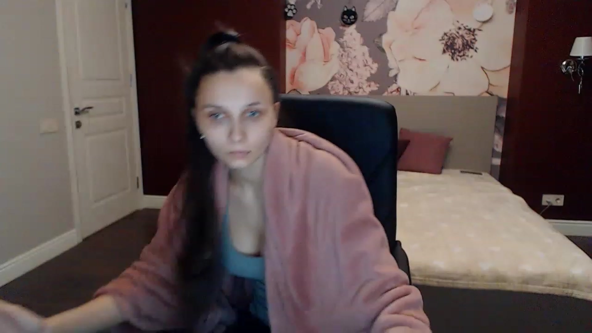Gallery image thumbnail from Karina_Mils's myfreecams stream on, 01/29/2023, 15:52 image 3 of 20