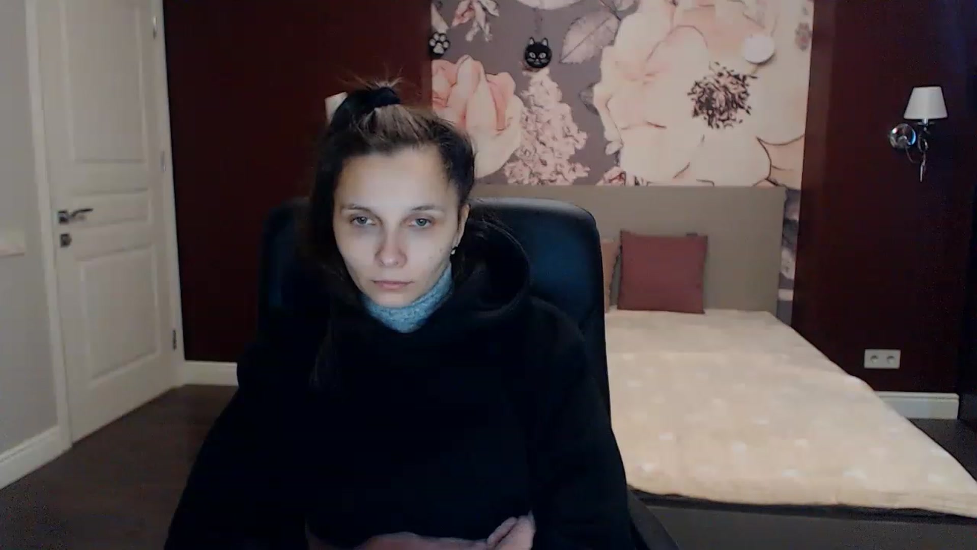 Gallery image thumbnail from Karina_Mils's myfreecams stream on, 01/30/2023, 07:35 image 20 of 20