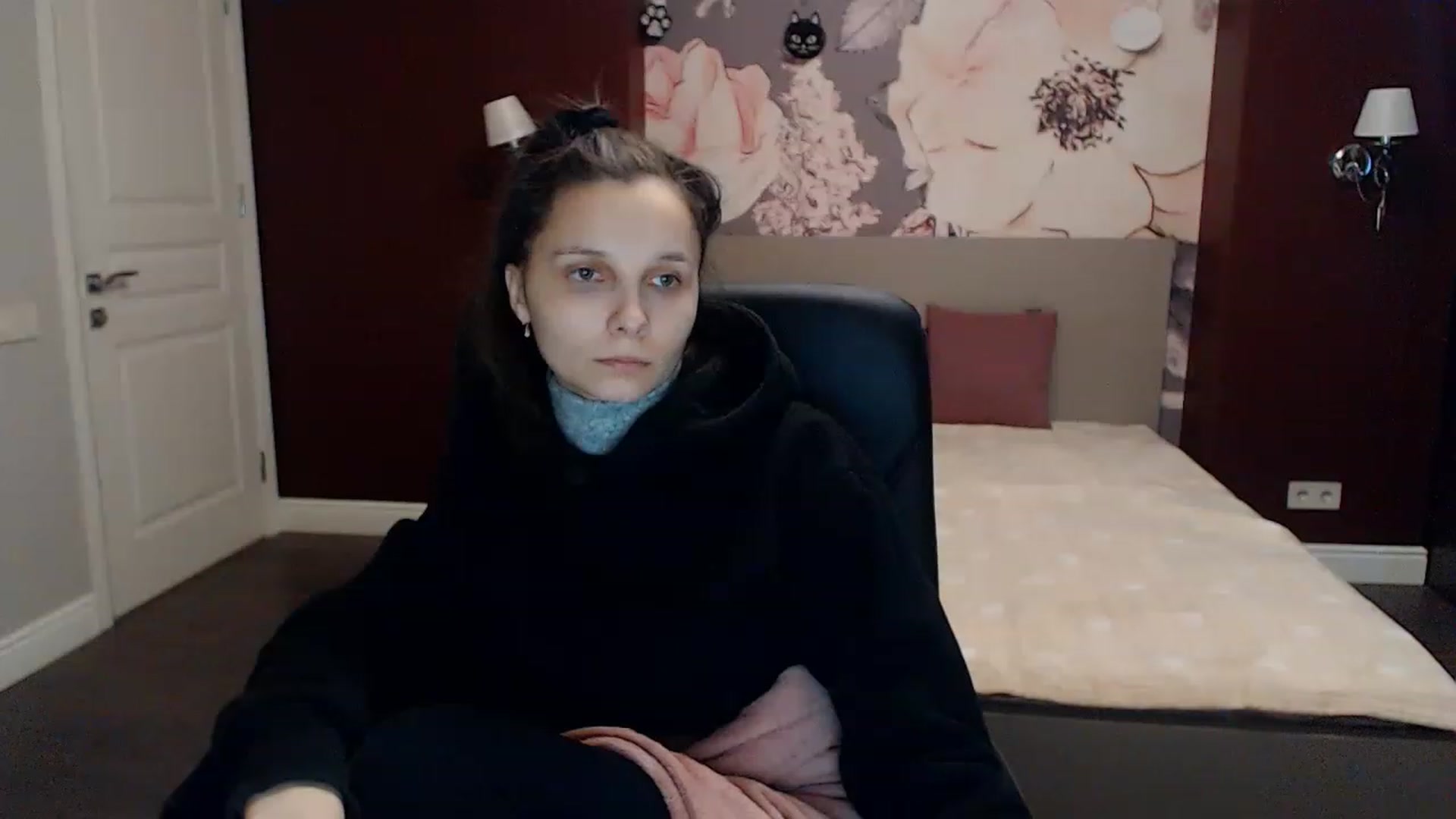 Gallery image thumbnail from Karina_Mils's myfreecams stream on, 01/30/2023, 07:35 image 4 of 20