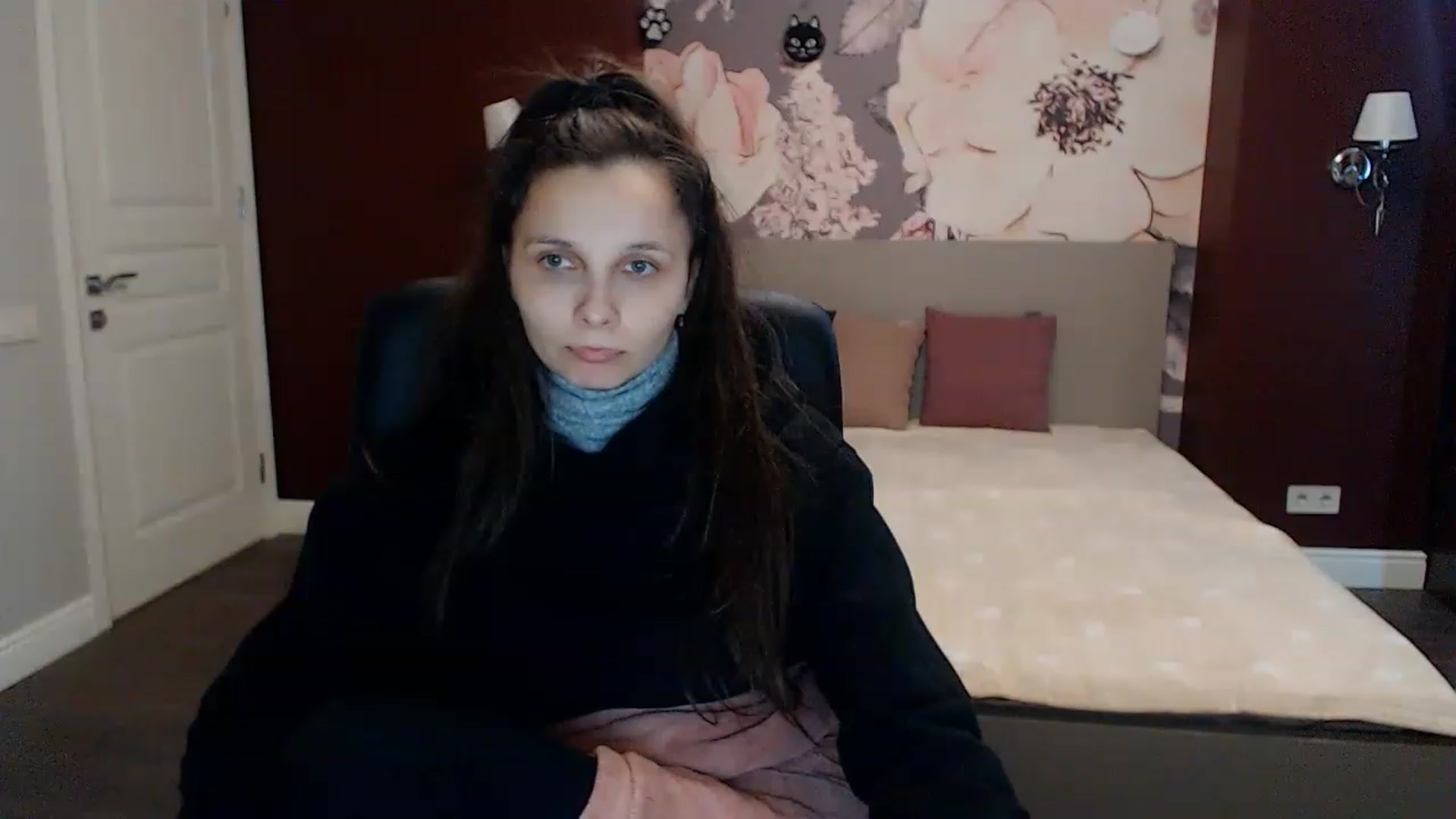 Gallery image thumbnail from Karina_Mils's myfreecams stream on, 01/30/2023, 08:42 image 13 of 20