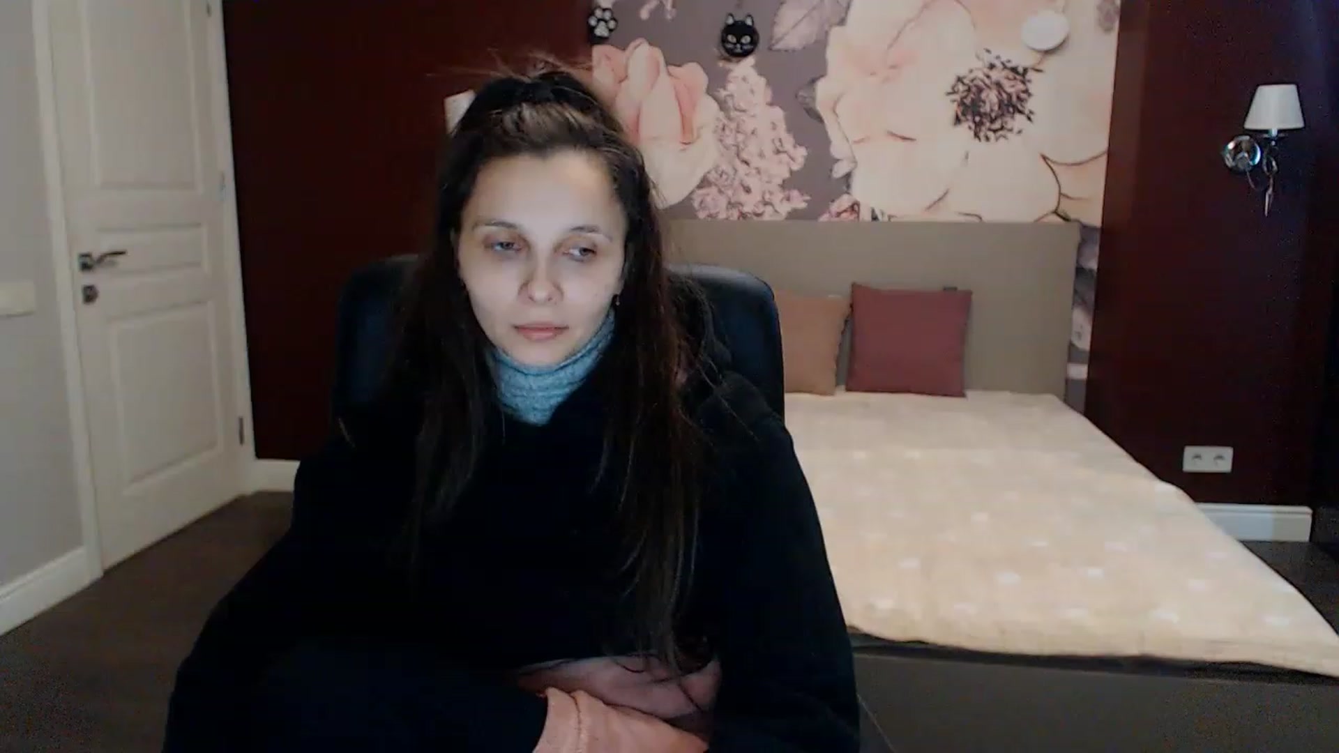 Gallery image thumbnail from Karina_Mils's myfreecams stream on, 01/30/2023, 08:42 image 17 of 20