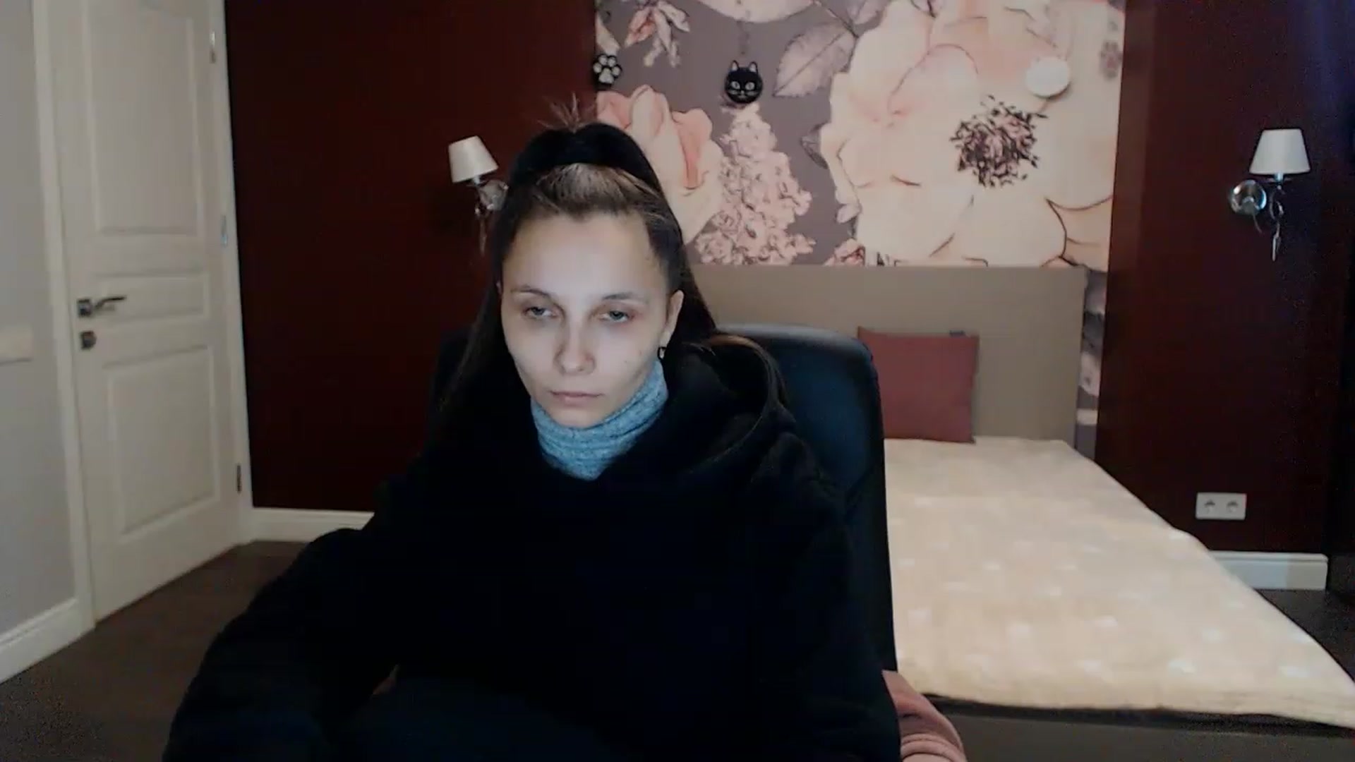 Gallery image thumbnail from Karina_Mils's myfreecams stream on, 01/30/2023, 09:45 image 17 of 20