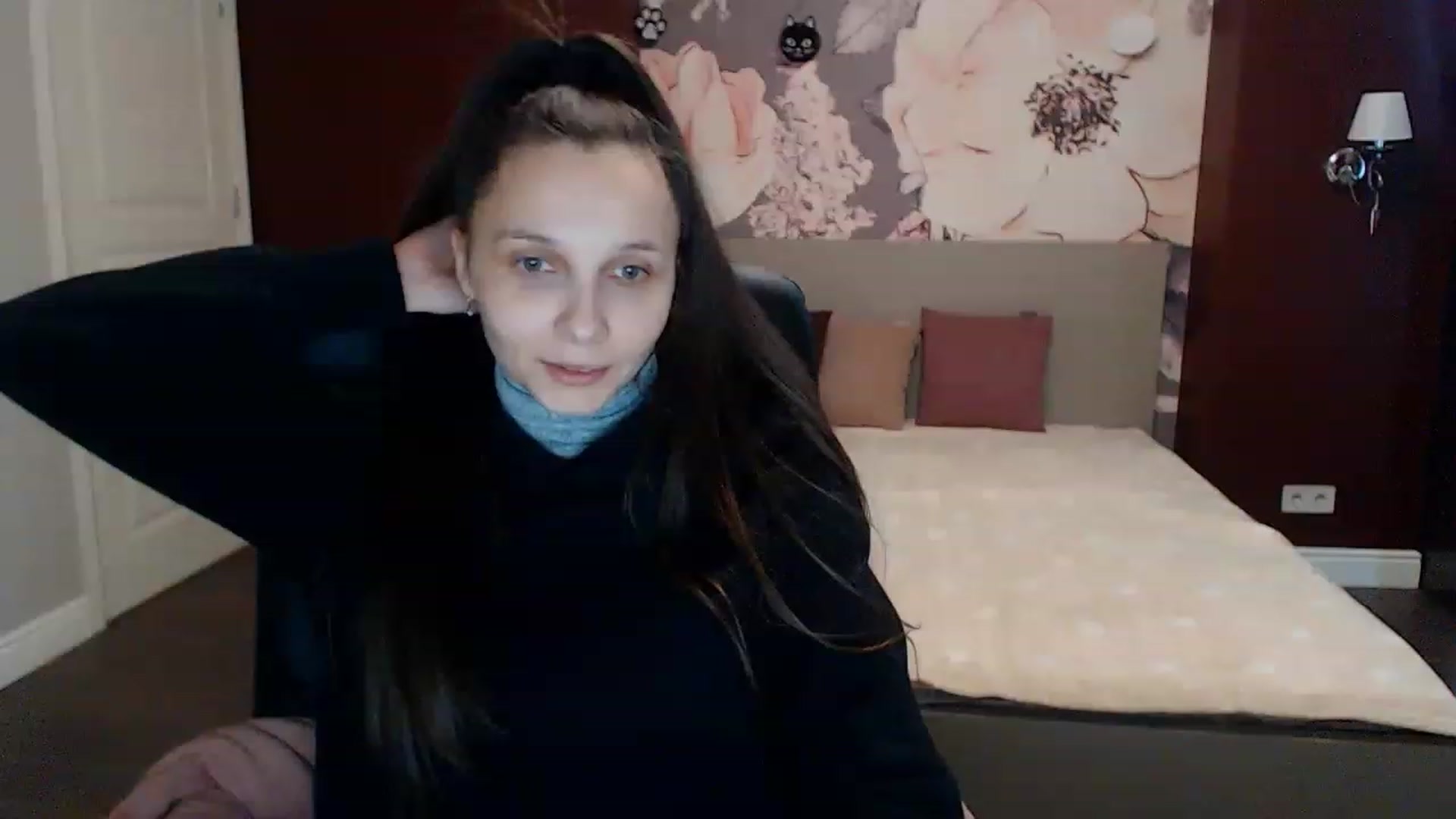 Gallery image thumbnail from Karina_Mils's myfreecams stream on, 01/30/2023, 09:45 image 4 of 20