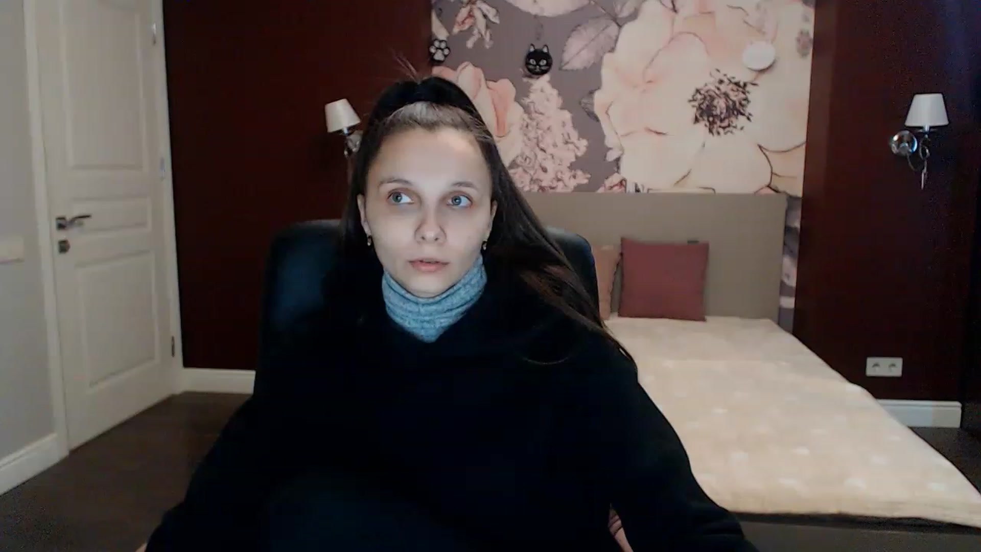 Gallery image thumbnail from Karina_Mils's myfreecams stream on, 01/30/2023, 09:45 image 6 of 20