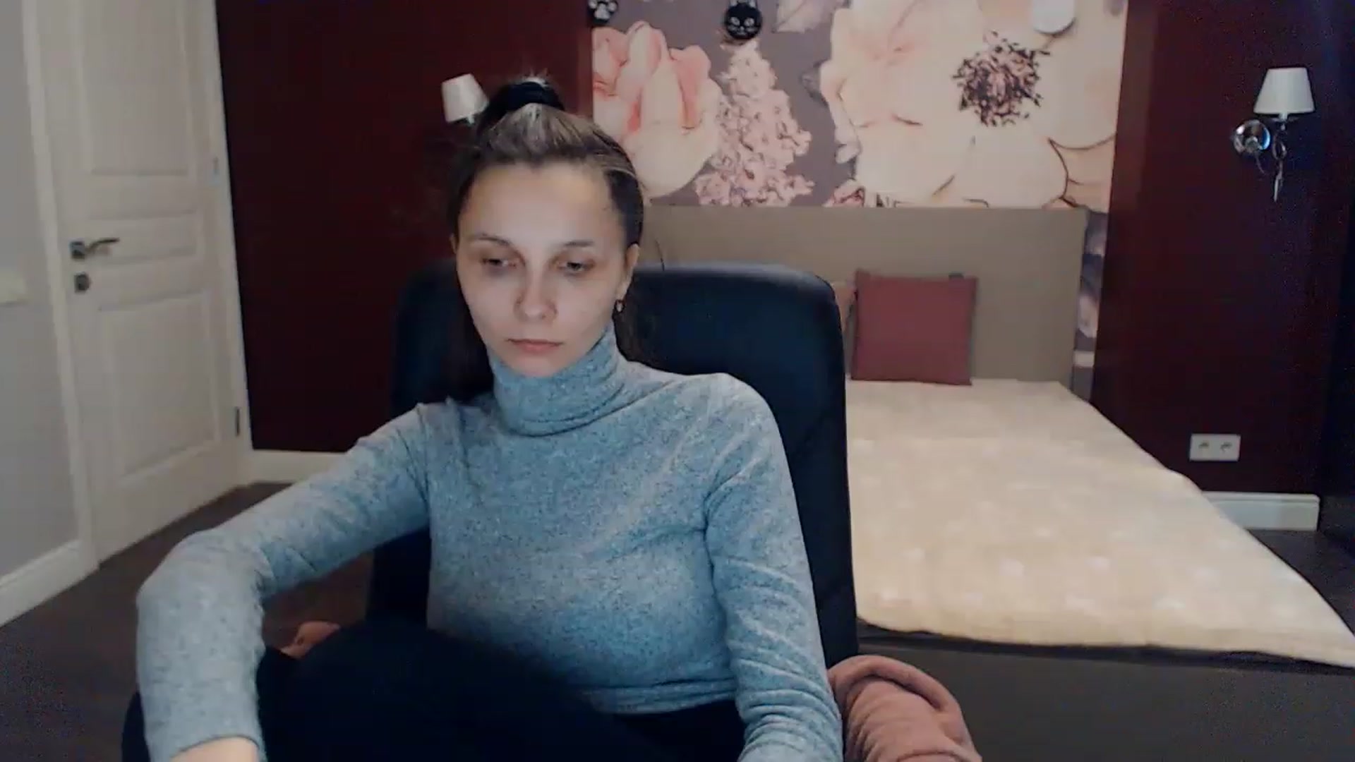 Gallery image thumbnail from Karina_Mils's myfreecams stream on, 01/30/2023, 11:49 image 5 of 20