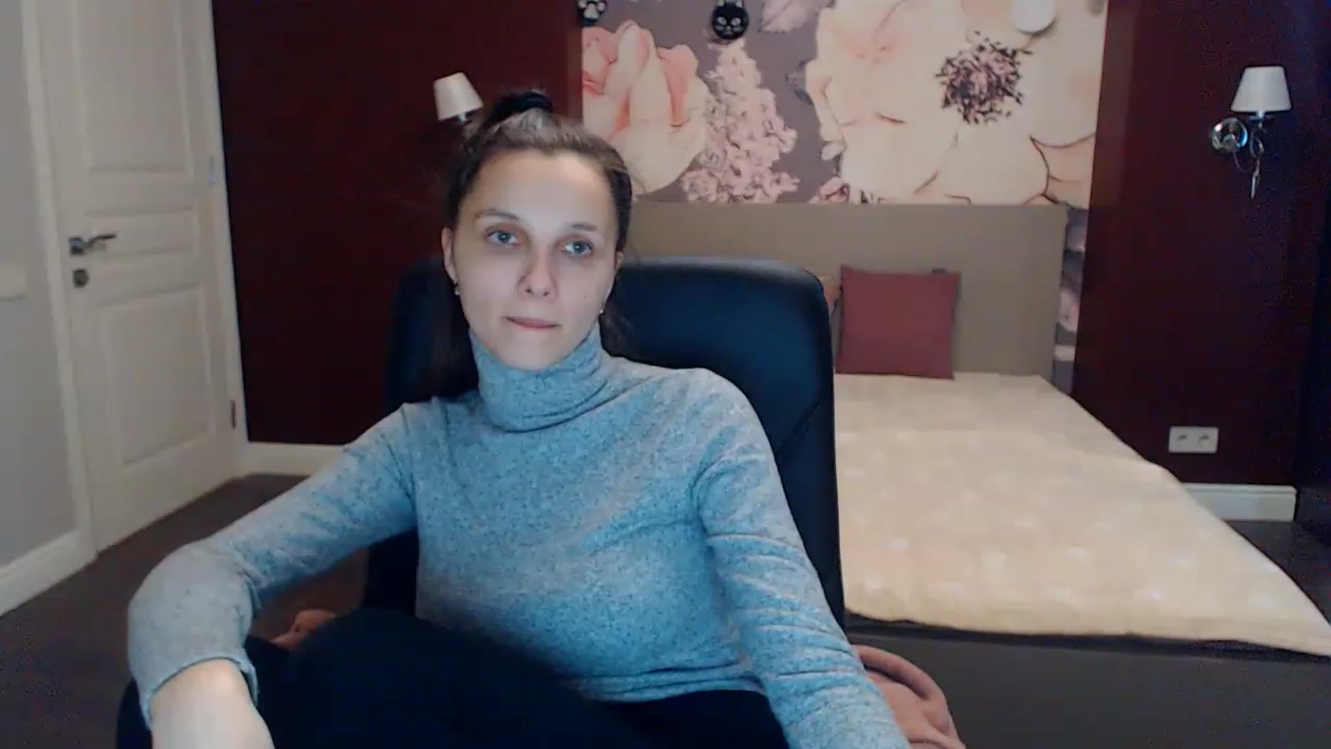 Gallery image thumbnail from Karina_Mils's myfreecams stream on, 01/30/2023, 11:49 image 6 of 20