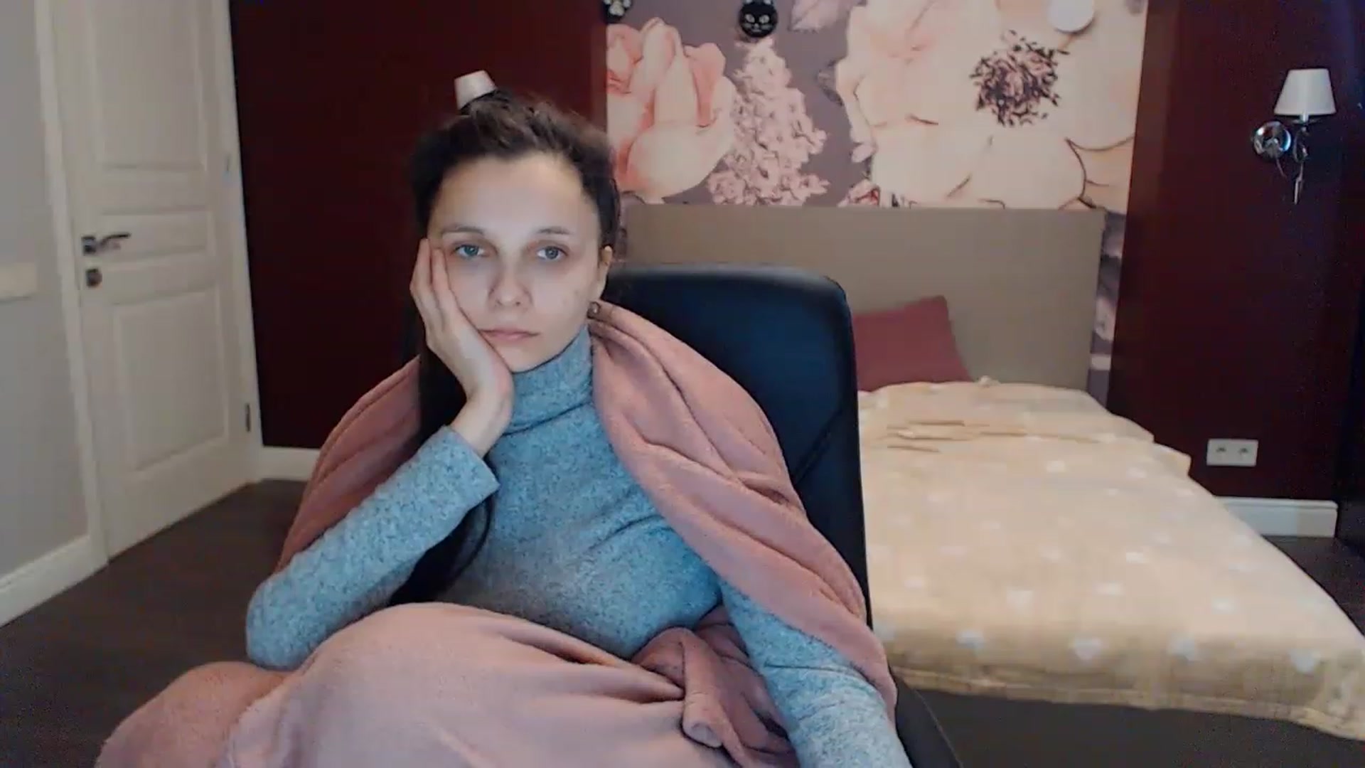 Gallery image thumbnail from Karina_Mils's myfreecams stream on, 01/31/2023, 09:19 image 8 of 20
