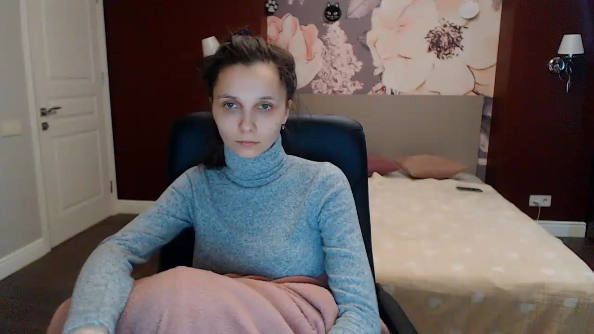 Gallery image thumbnail from Karina_Mils's myfreecams stream on, 01/31/2023, 10:26 image 13 of 20