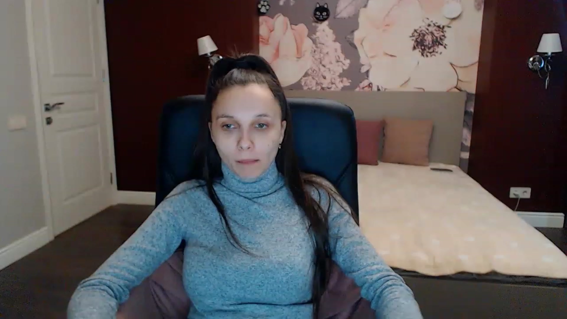 Gallery image thumbnail from Karina_Mils's myfreecams stream on, 01/31/2023, 12:01 image 2 of 20