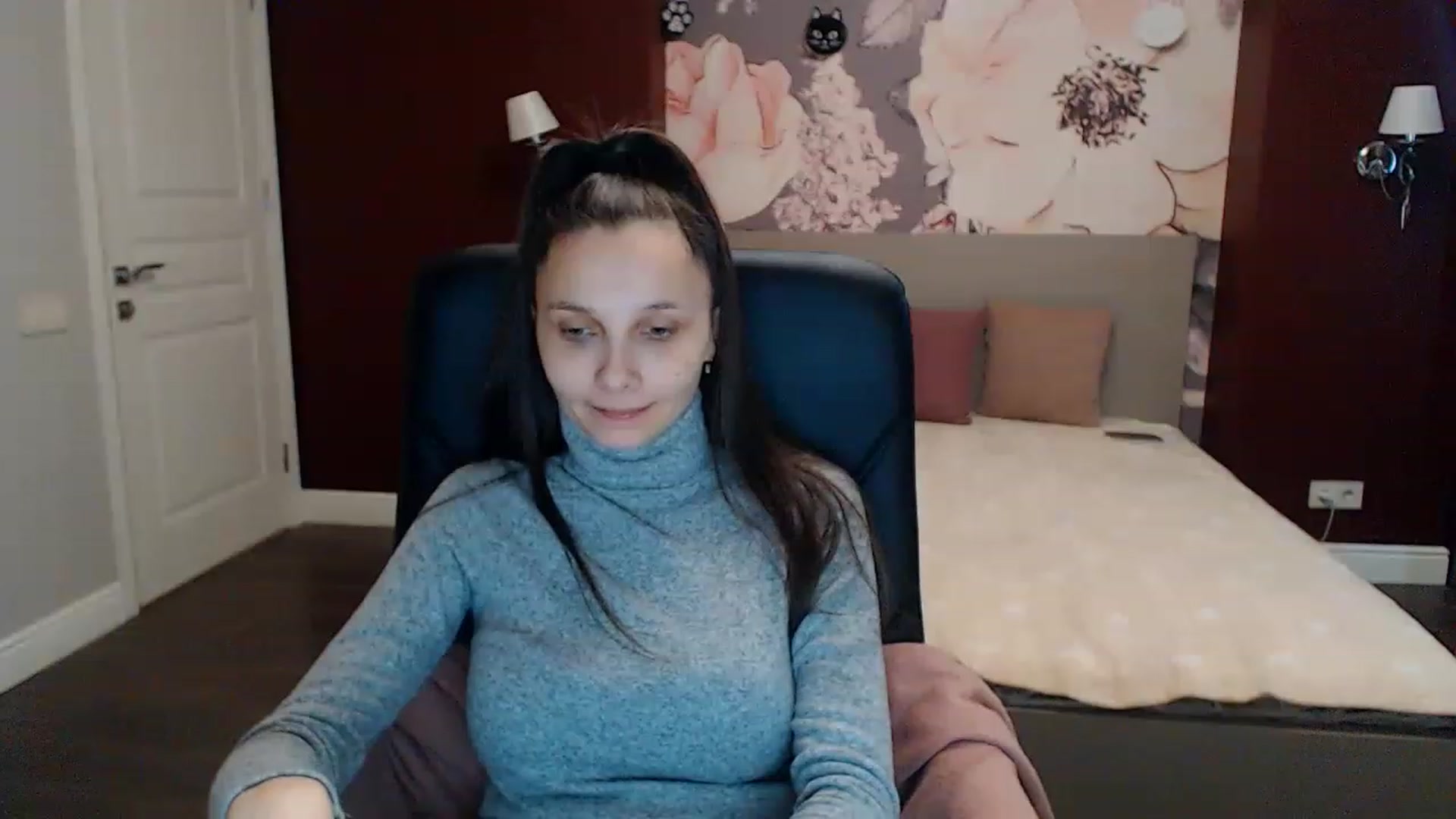 Gallery image thumbnail from Karina_Mils's myfreecams stream on, 01/31/2023, 12:01 image 1 of 20