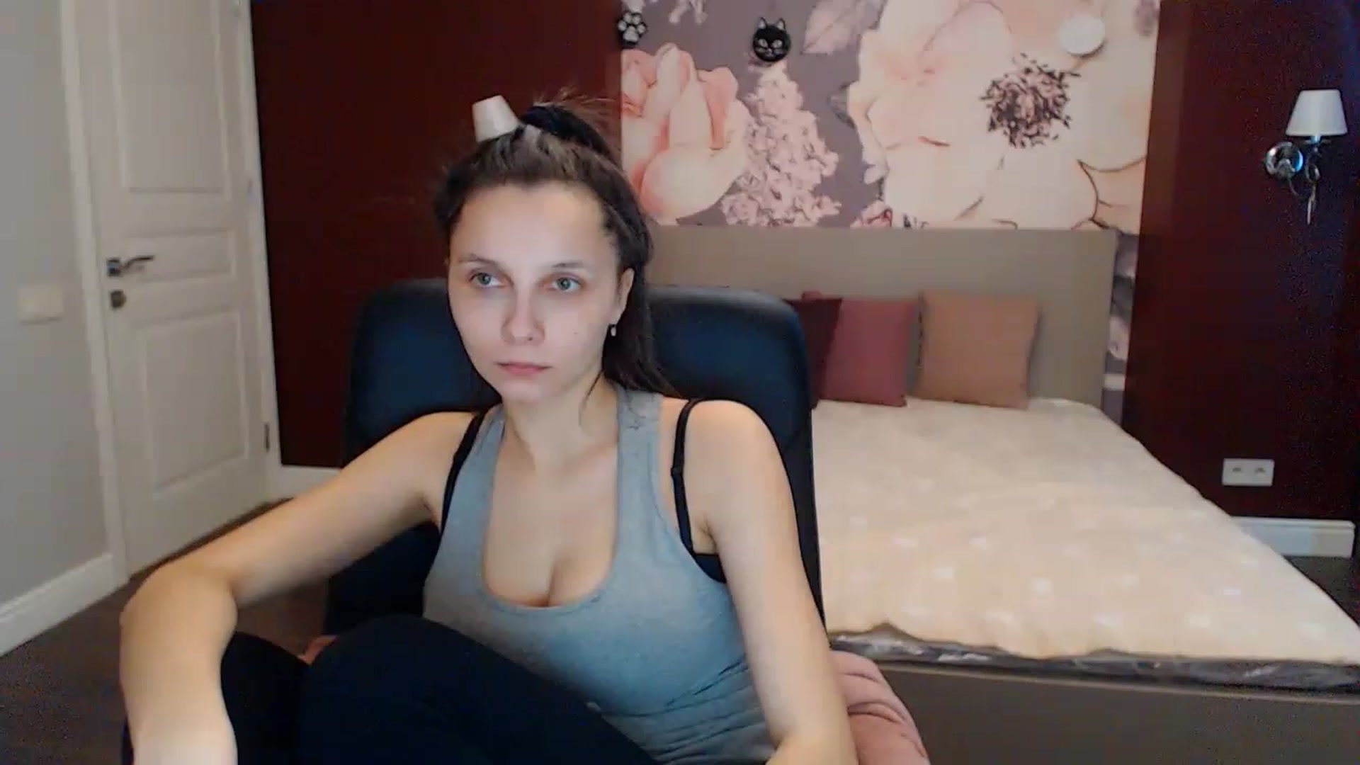Gallery image thumbnail from Karina_Mils's myfreecams stream on, 02/01/2023, 07:54 image 20 of 20