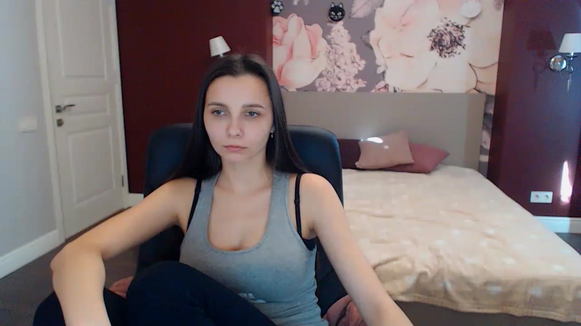 Gallery image thumbnail from Karina_Mils's myfreecams stream on, 02/02/2023, 10:49 image 1 of 20