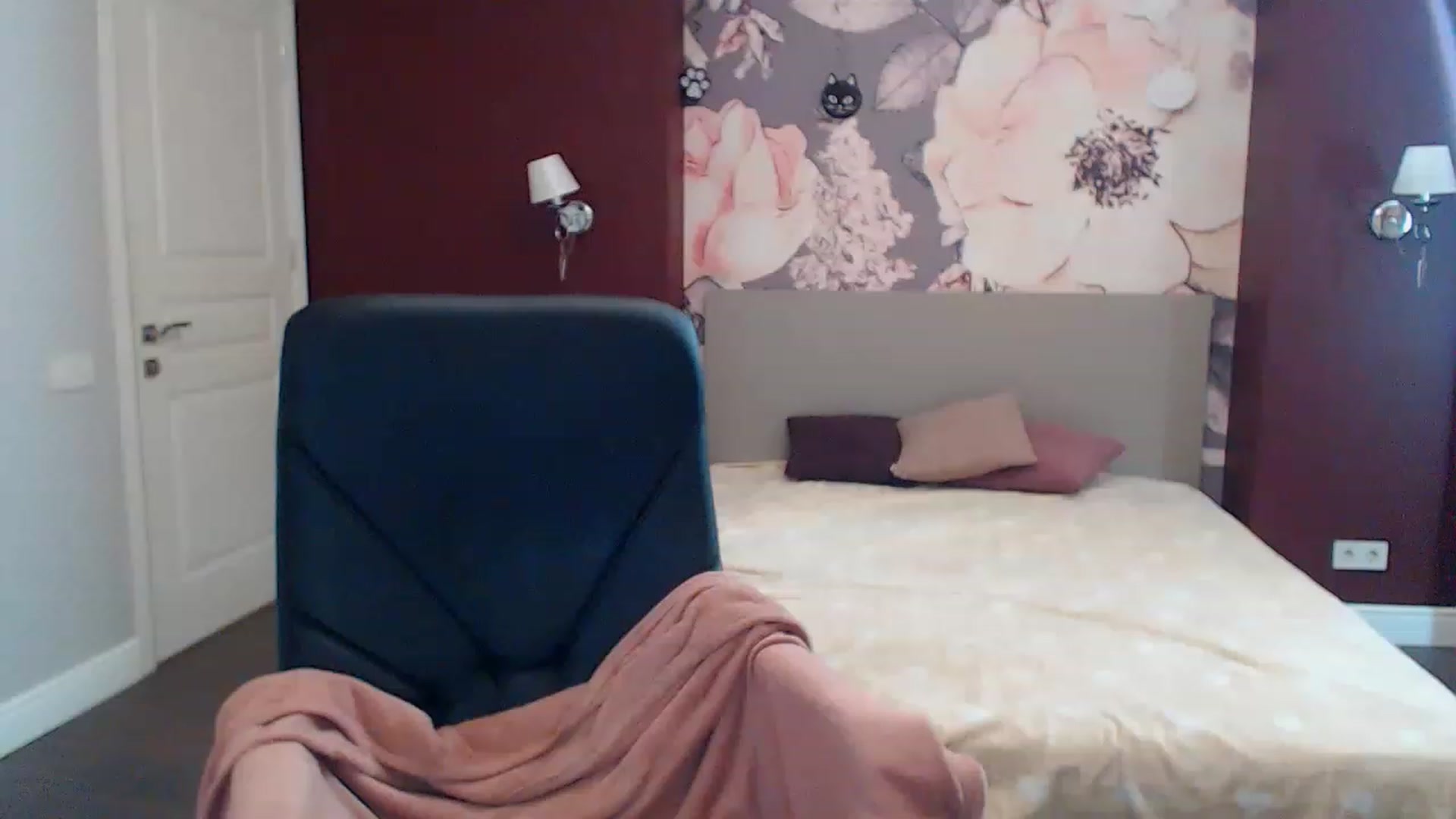 Gallery image thumbnail from Karina_Mils's myfreecams stream on, 02/02/2023, 11:51 image 19 of 20