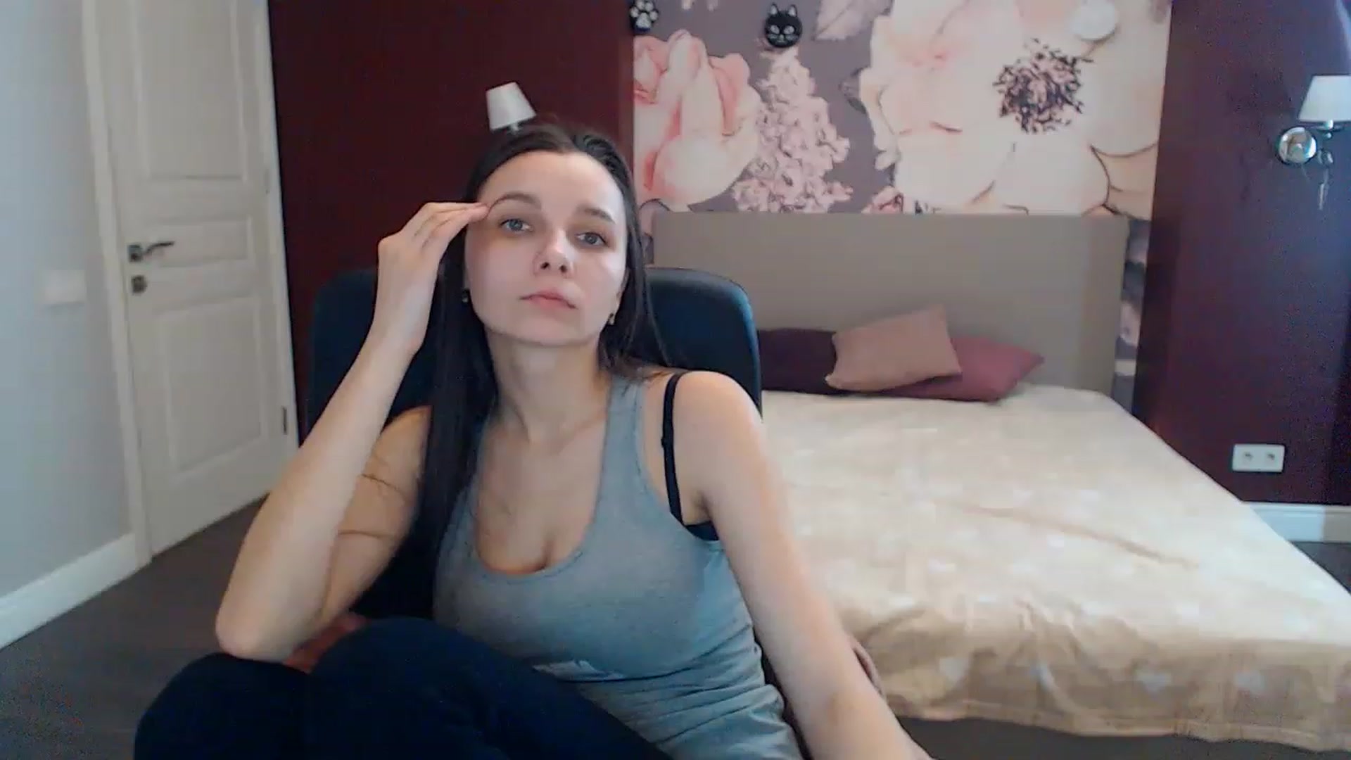 Gallery image thumbnail from Karina_Mils's myfreecams stream on, 02/02/2023, 11:51 image 1 of 20
