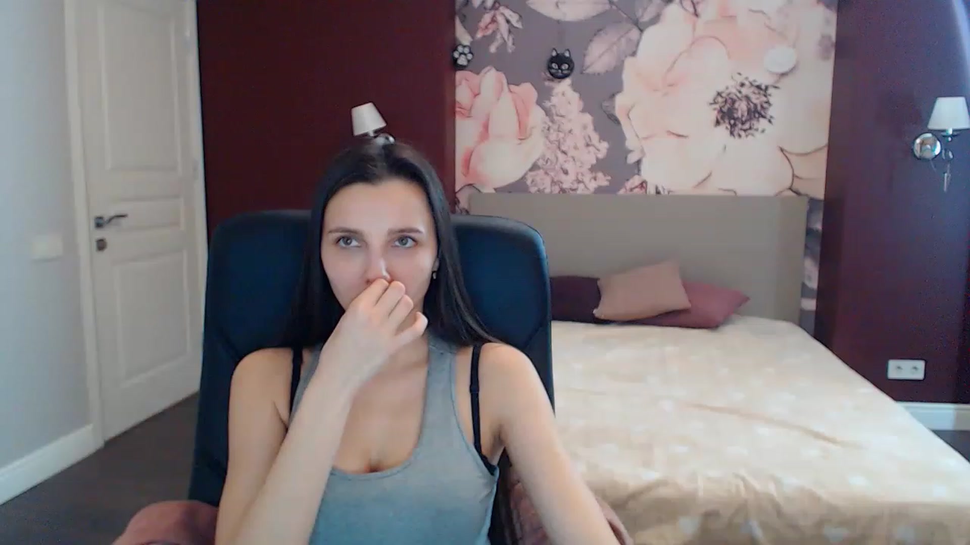 Gallery image thumbnail from Karina_Mils's myfreecams stream on, 02/02/2023, 11:51 image 16 of 20