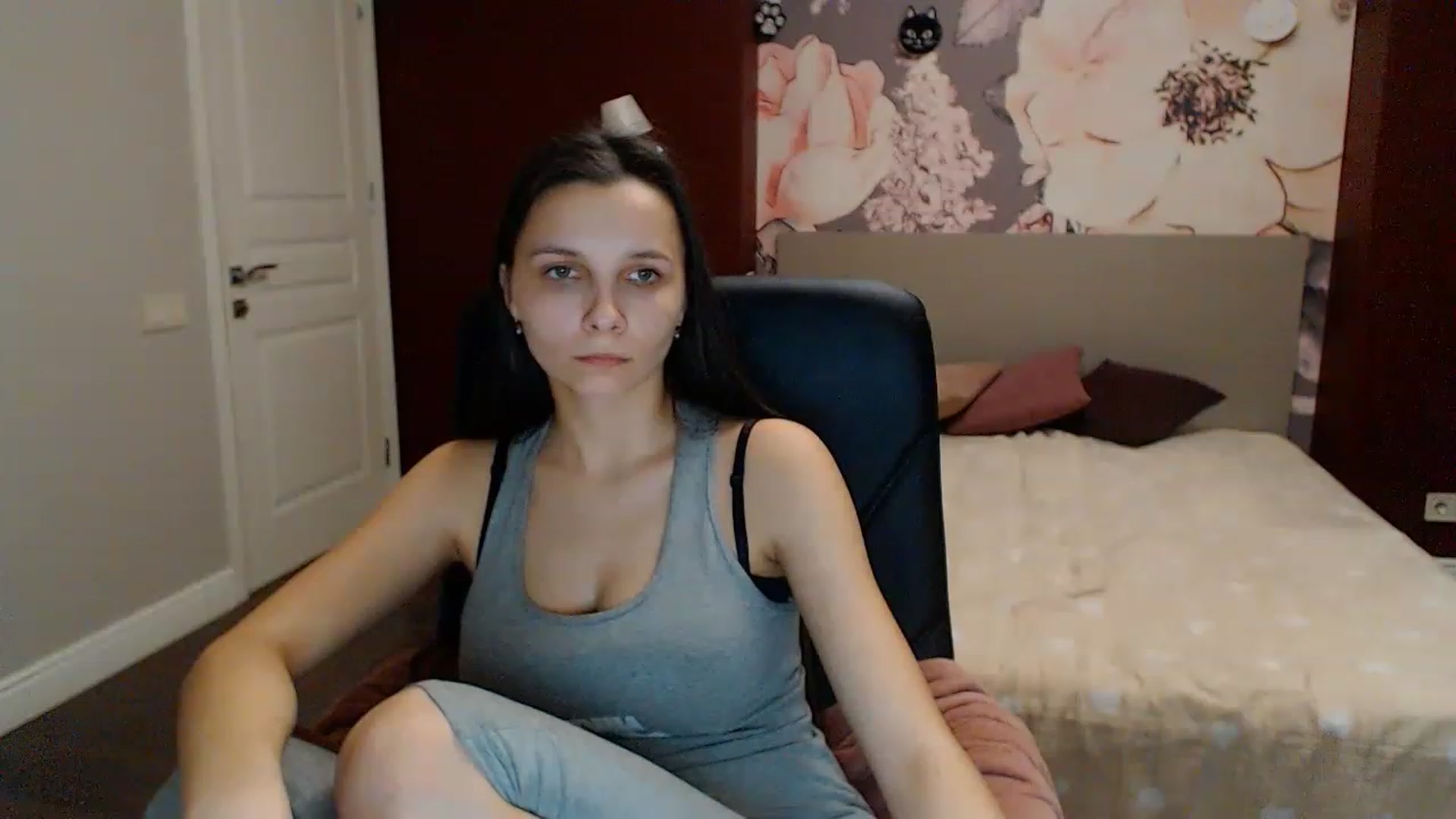 Gallery image thumbnail from Karina_Mils's myfreecams stream on, 02/03/2023, 16:07 image 19 of 20