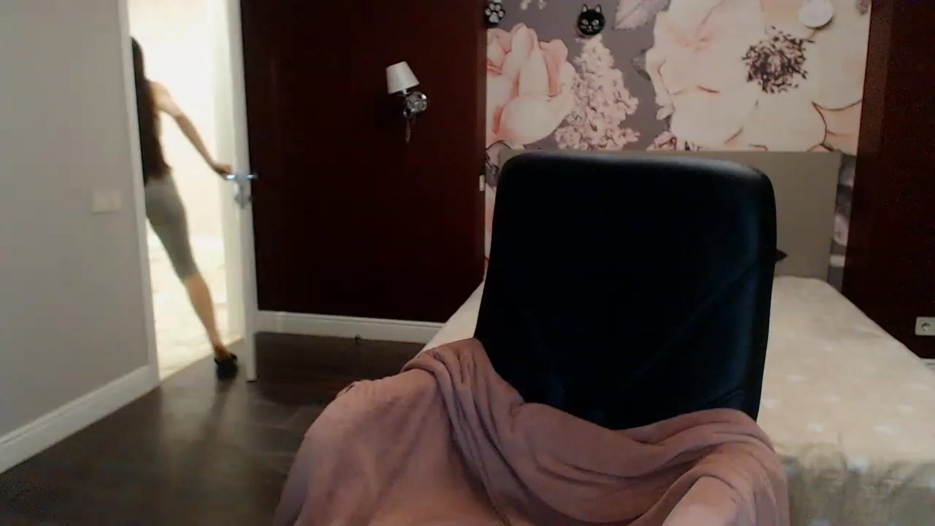 Gallery image thumbnail from Karina_Mils's myfreecams stream on, 02/03/2023, 16:07 image 3 of 20