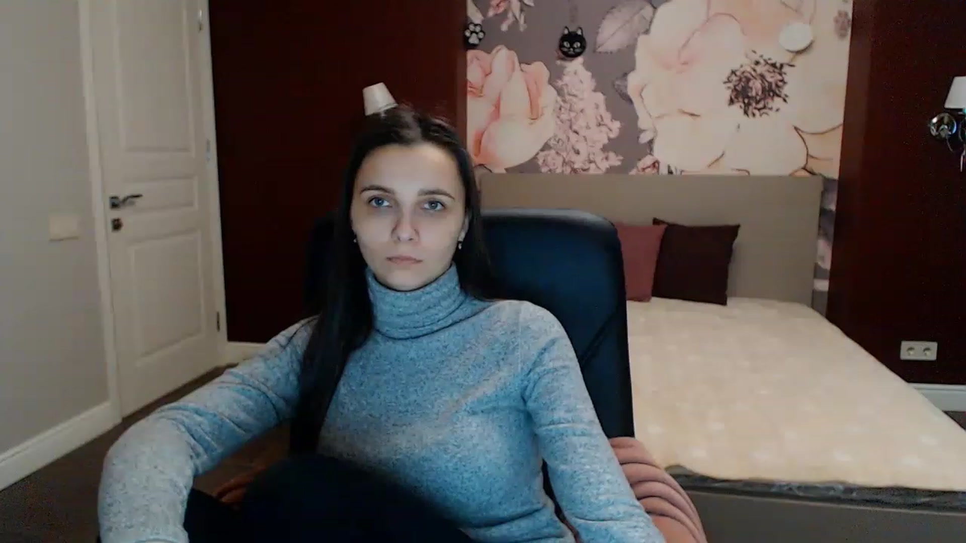 Gallery image thumbnail from Karina_Mils's myfreecams stream on, 02/05/2023, 13:04 image 4 of 20