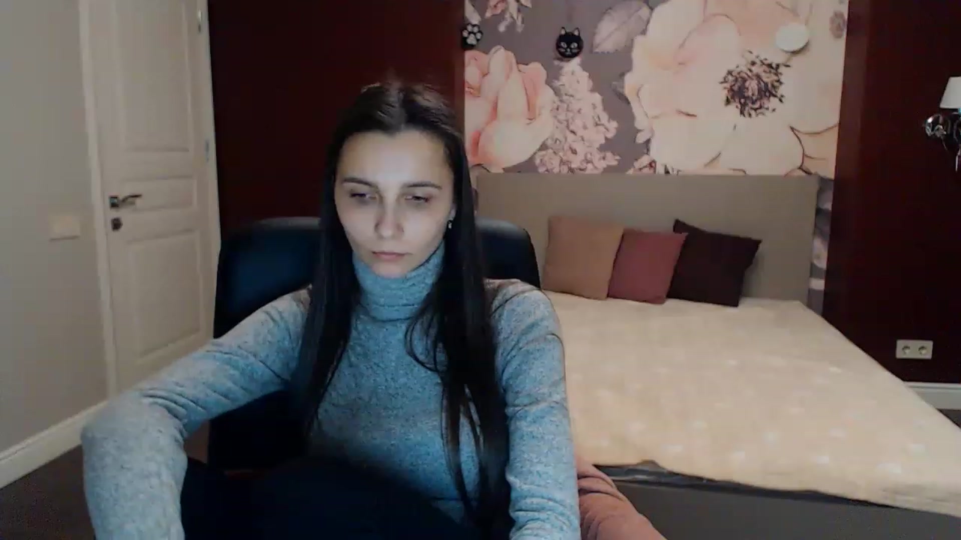 Gallery image thumbnail from Karina_Mils's myfreecams stream on, 02/05/2023, 16:49 image 16 of 20