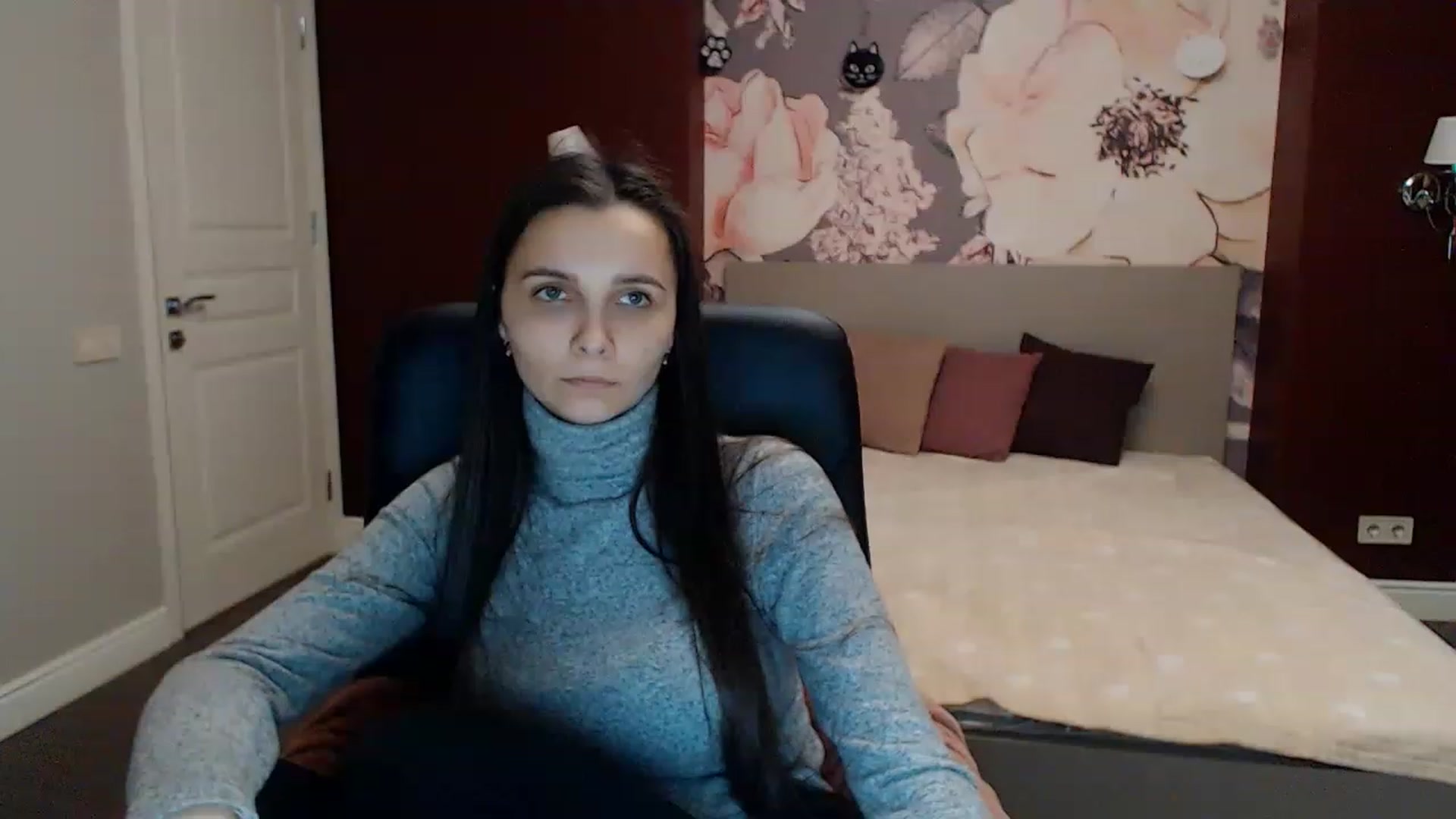 Gallery image thumbnail from Karina_Mils's myfreecams stream on, 02/05/2023, 16:49 image 1 of 20