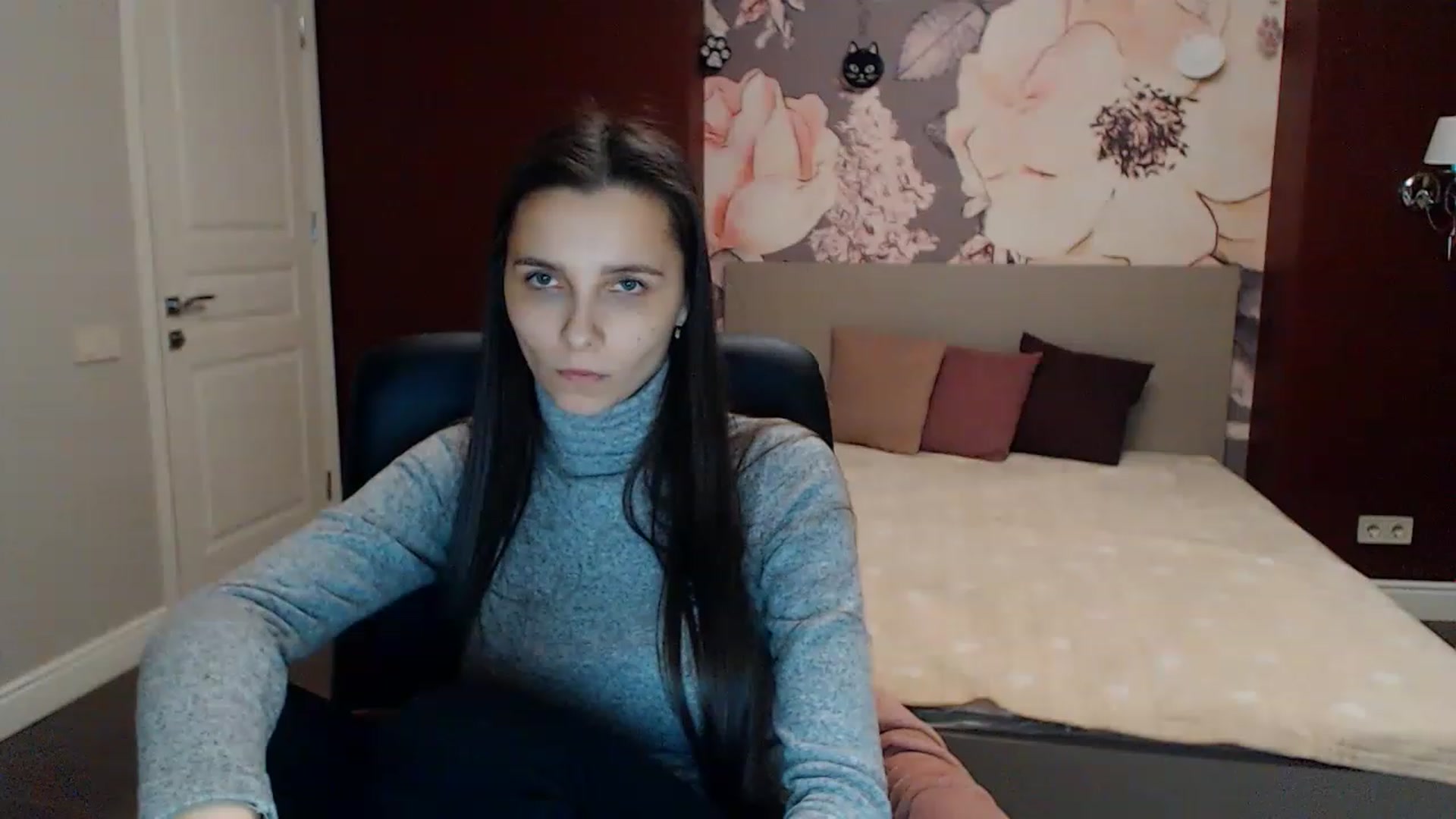Gallery image thumbnail from Karina_Mils's myfreecams stream on, 02/05/2023, 16:49 image 6 of 20